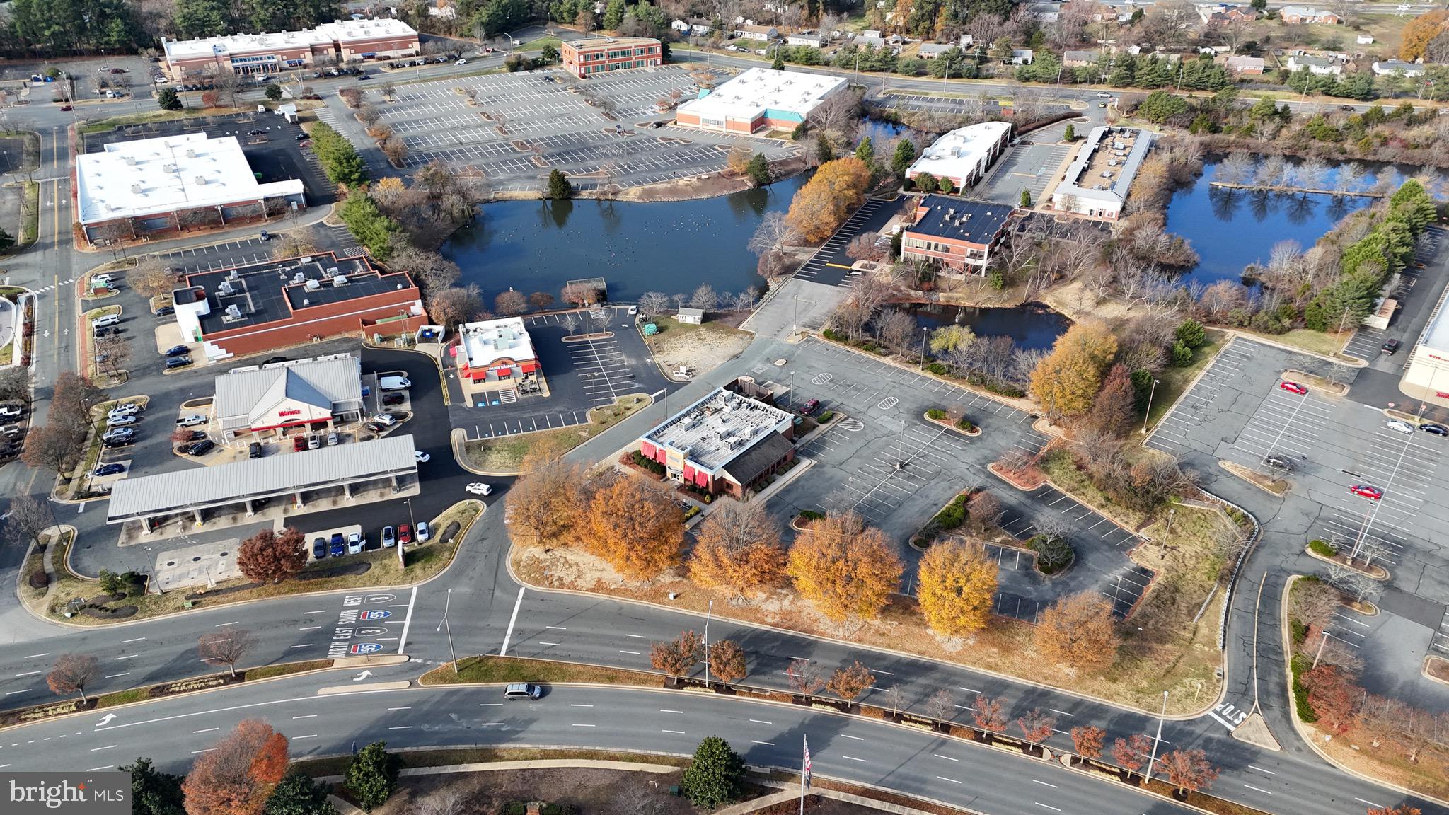 CENTRAL PARK - Commercial Sale