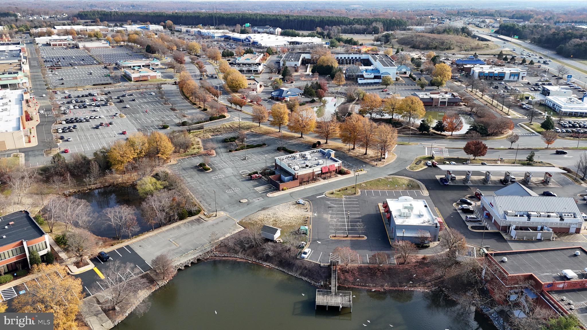 CENTRAL PARK - Commercial Sale