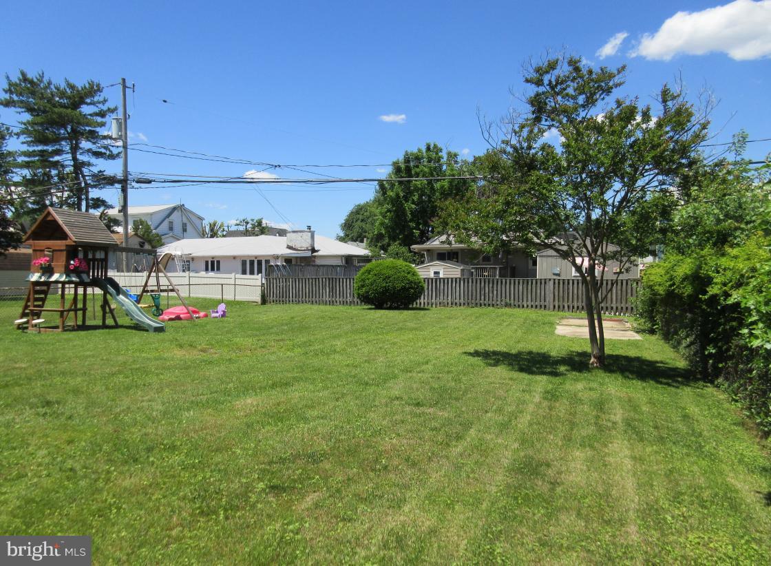 LYNCH POINT - Residential