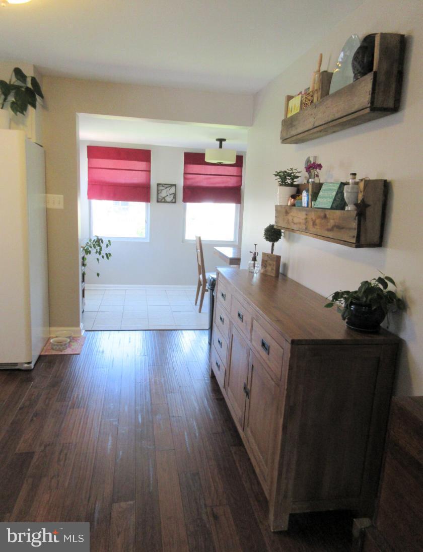 LYNCH POINT - Residential