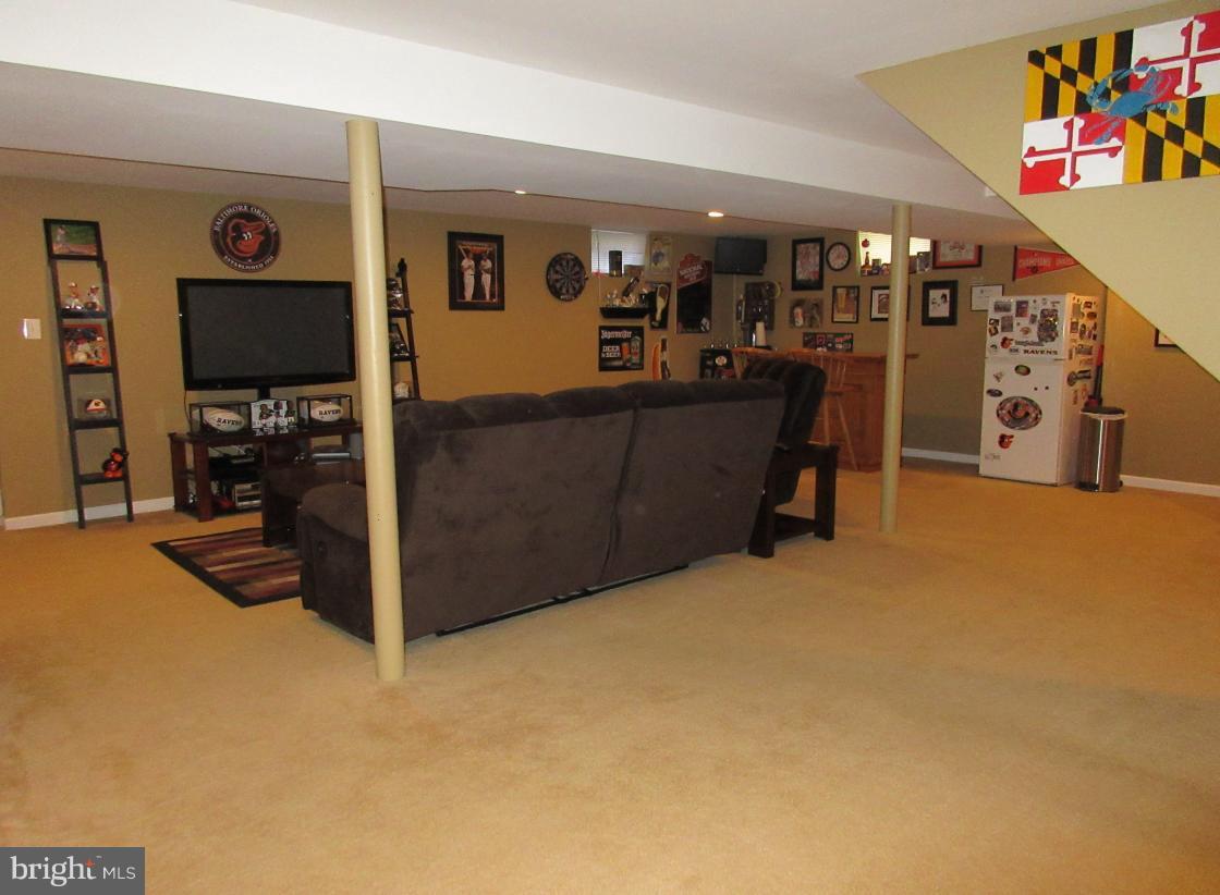 LYNCH POINT - Residential