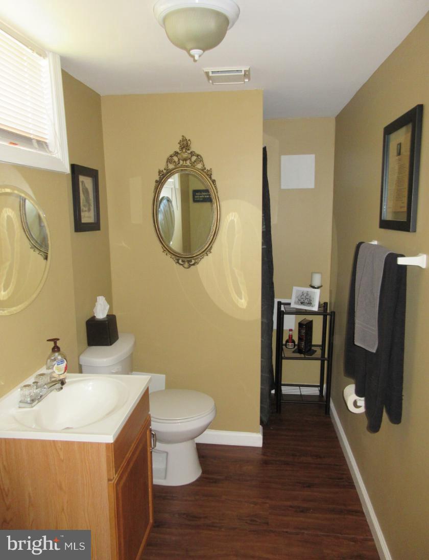 LYNCH POINT - Residential