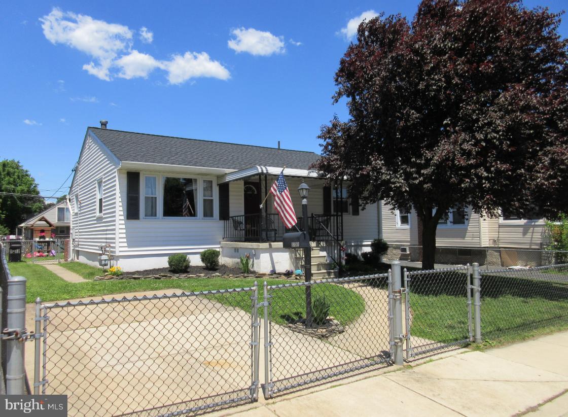 LYNCH POINT - Residential