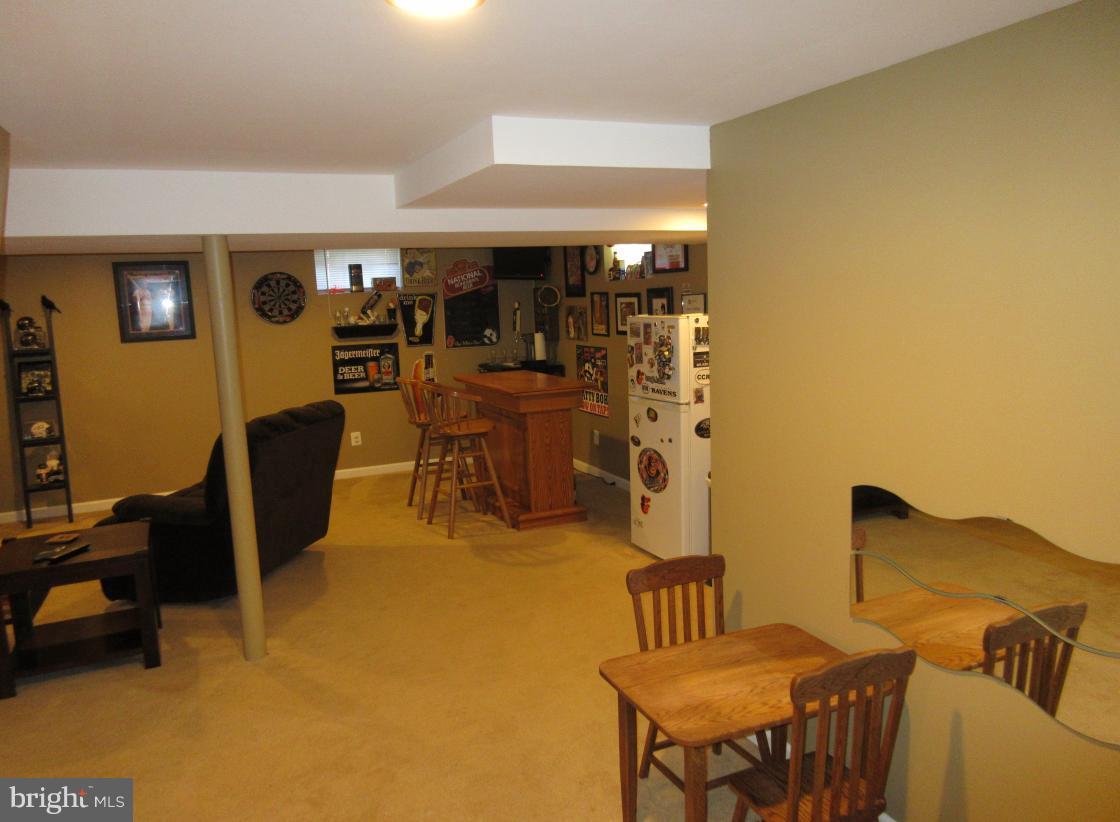 LYNCH POINT - Residential