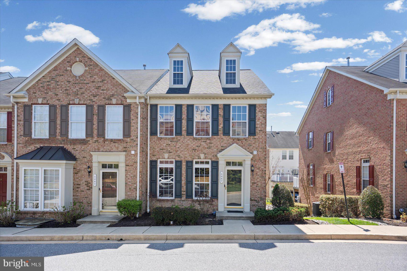 5067 CAMEO TERRACE 5067