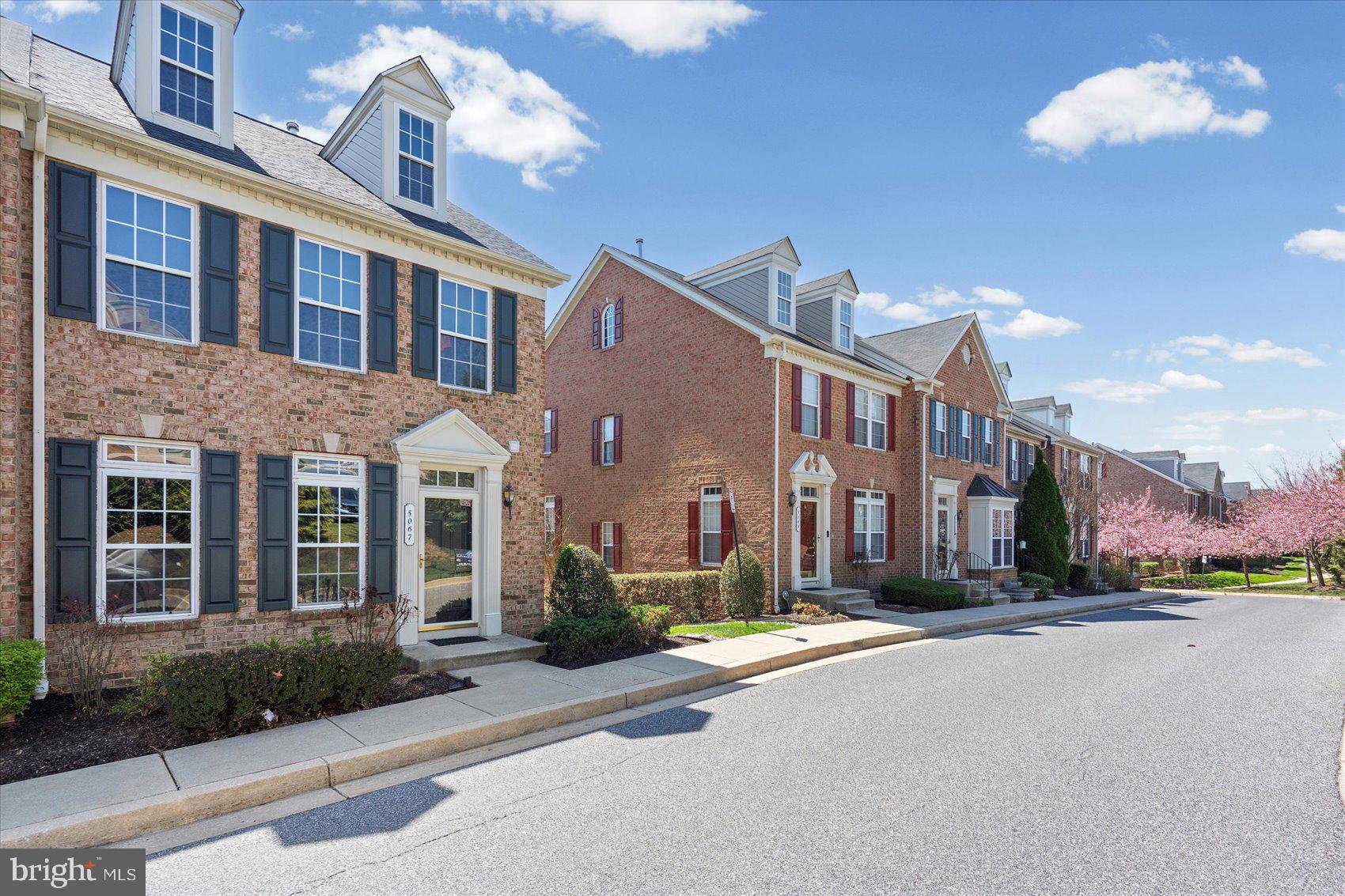 5067 CAMEO TERRACE 5067
