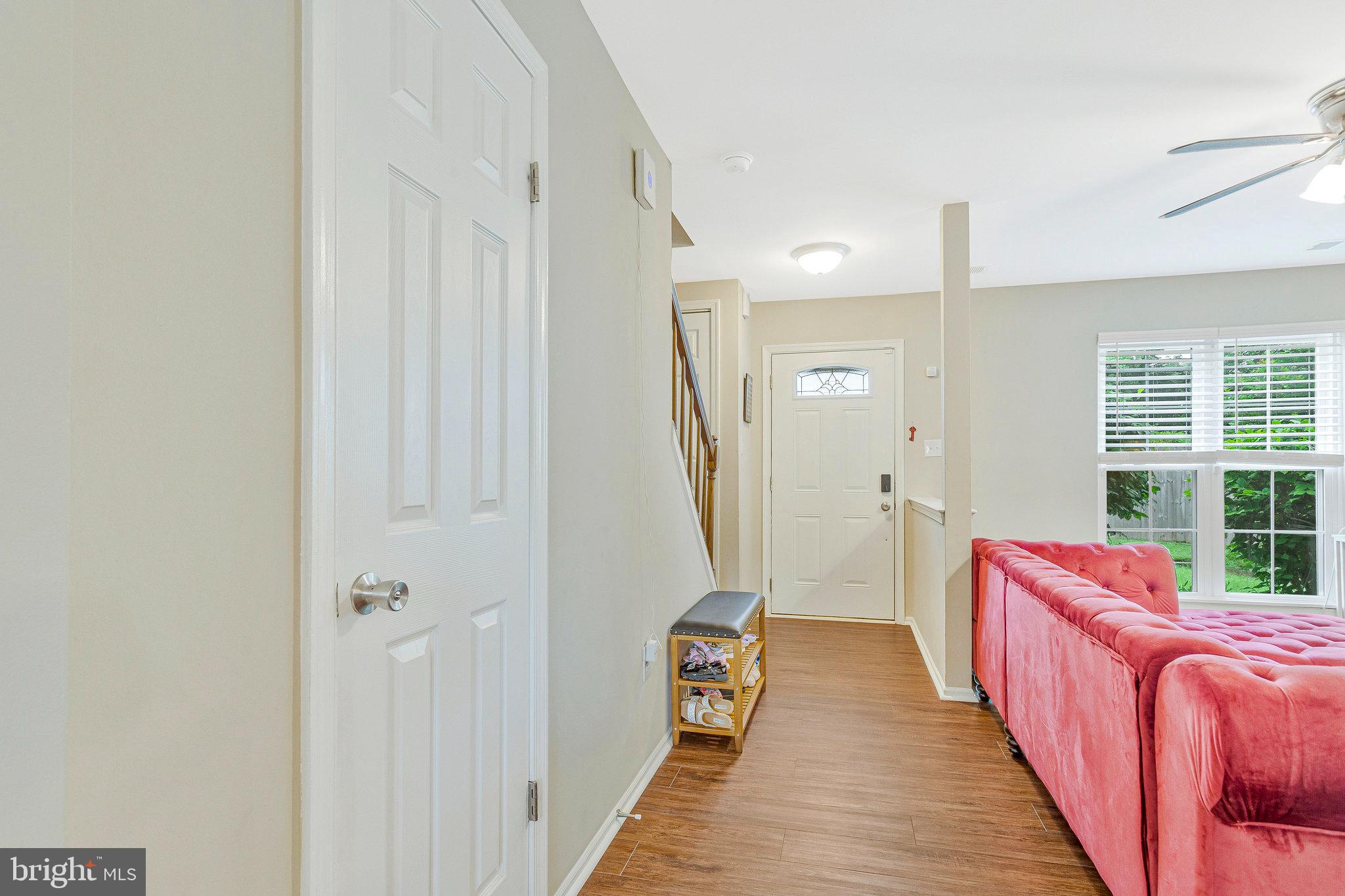 2264 PRINCE OF WALES COURT