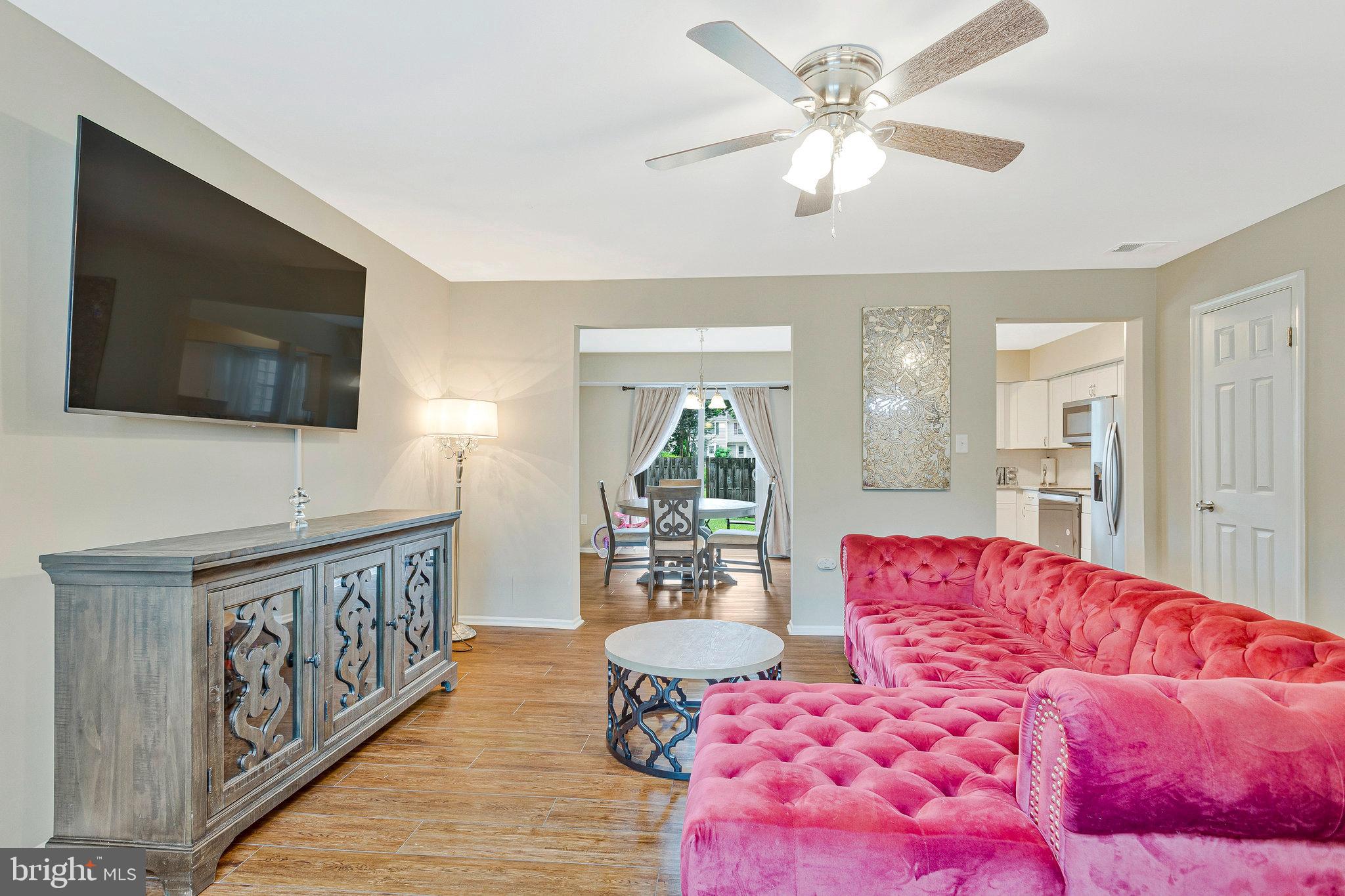 2264 PRINCE OF WALES COURT