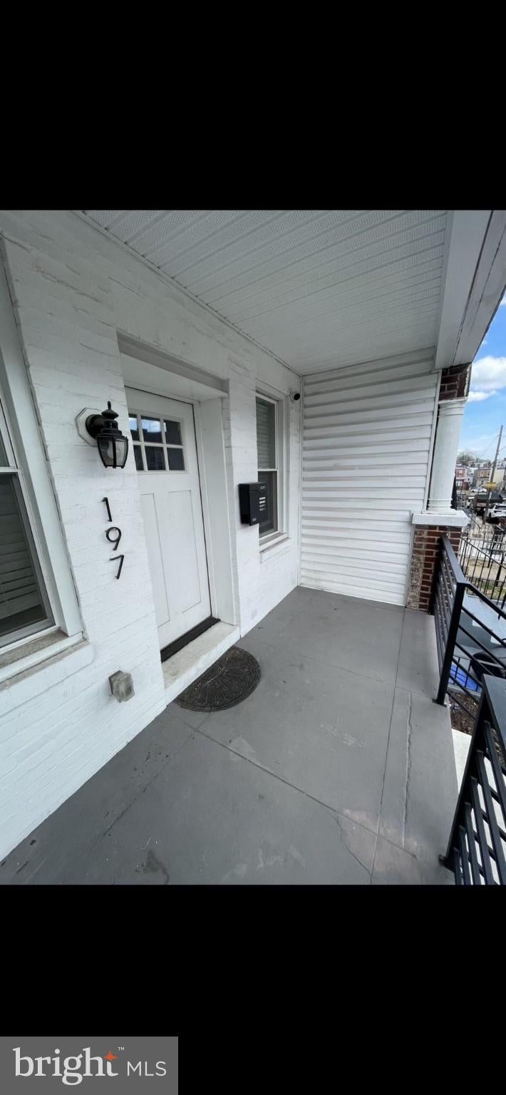 197 W LURAY STREET