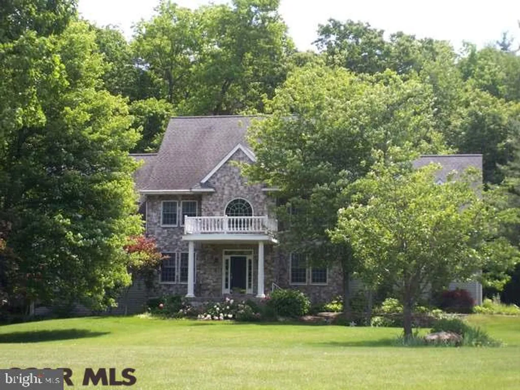 295 Montauk Circle, Port Matilda, PA 16870