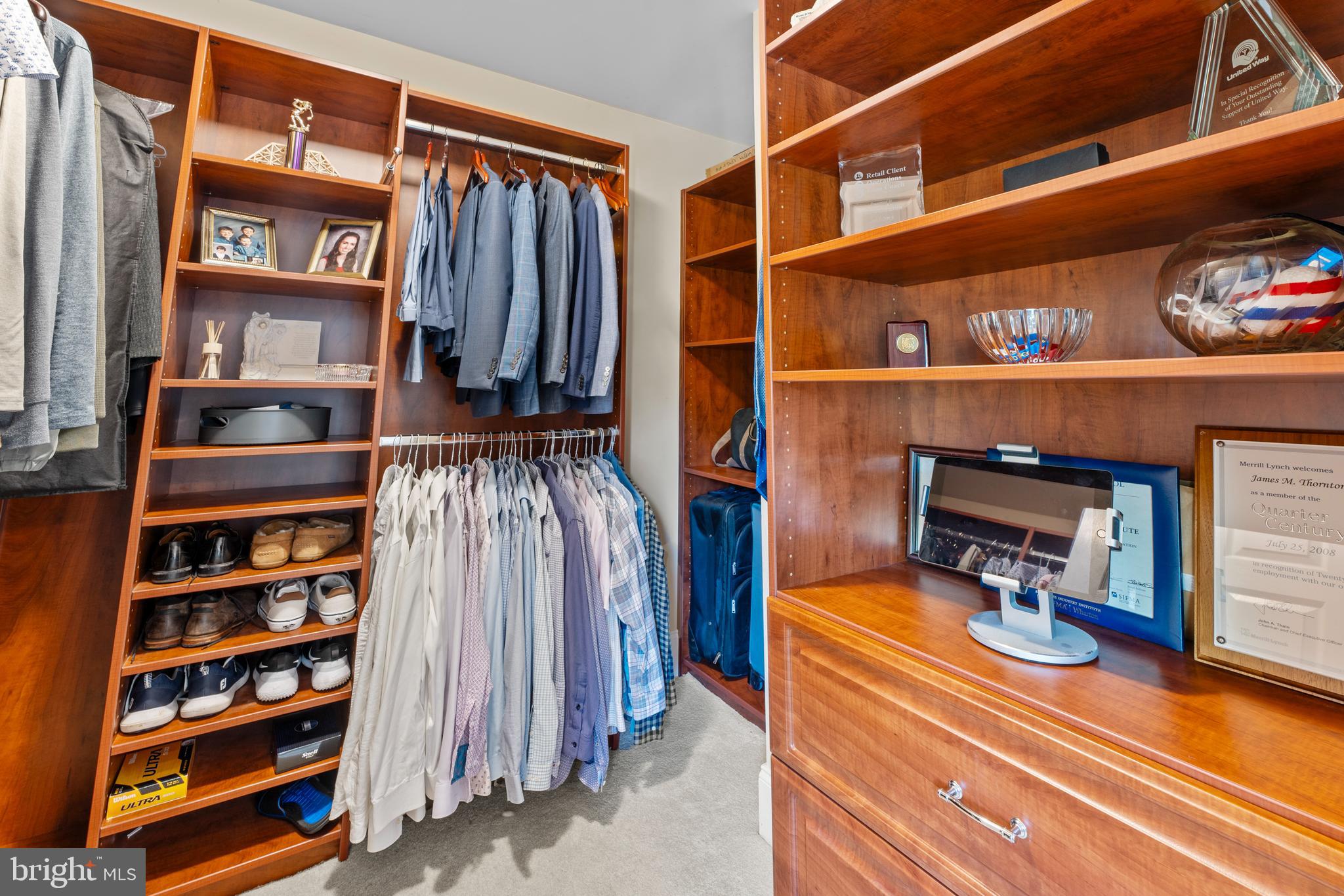 NORTHAMPTON HUNT - Residential