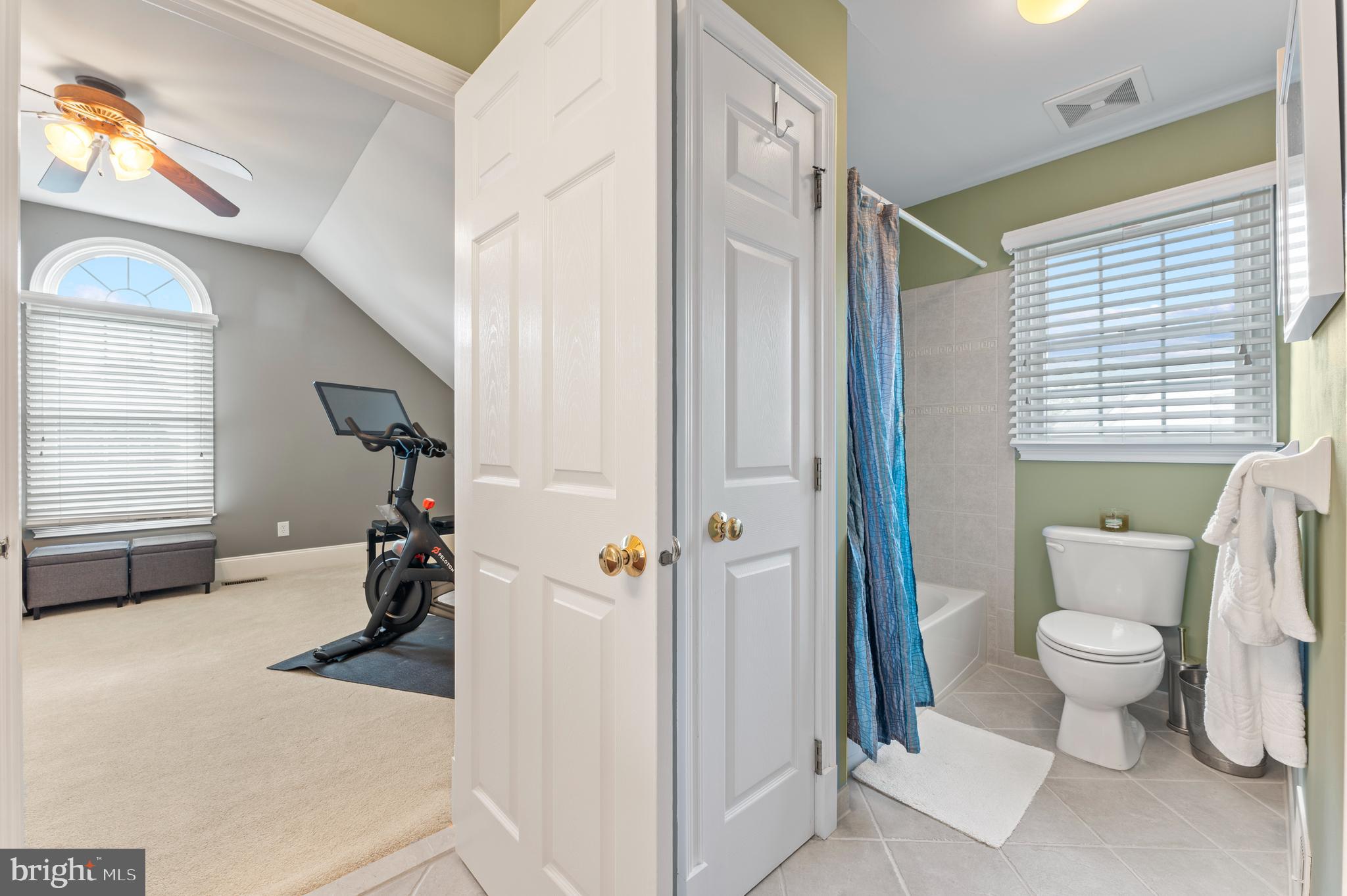 NORTHAMPTON HUNT - Residential