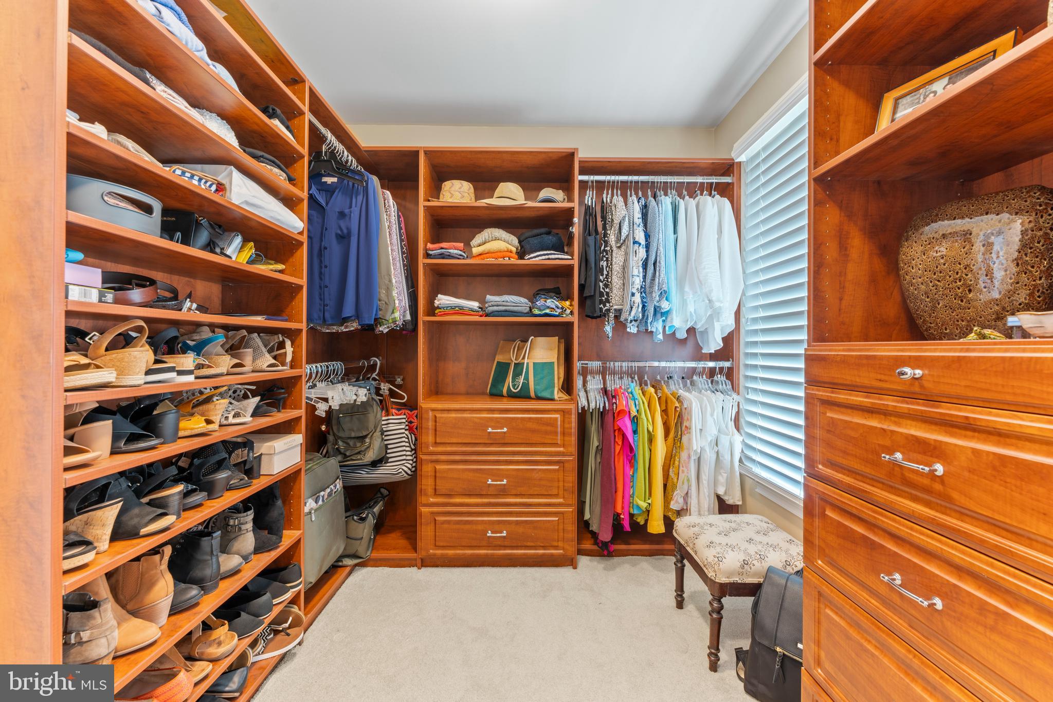 NORTHAMPTON HUNT - Residential