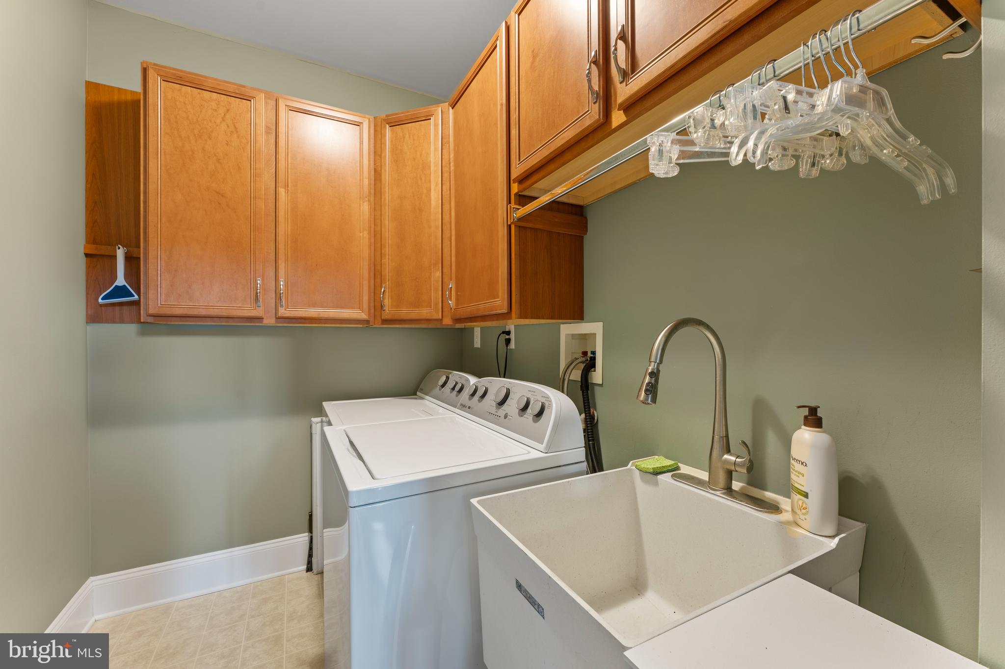 NORTHAMPTON HUNT - Residential