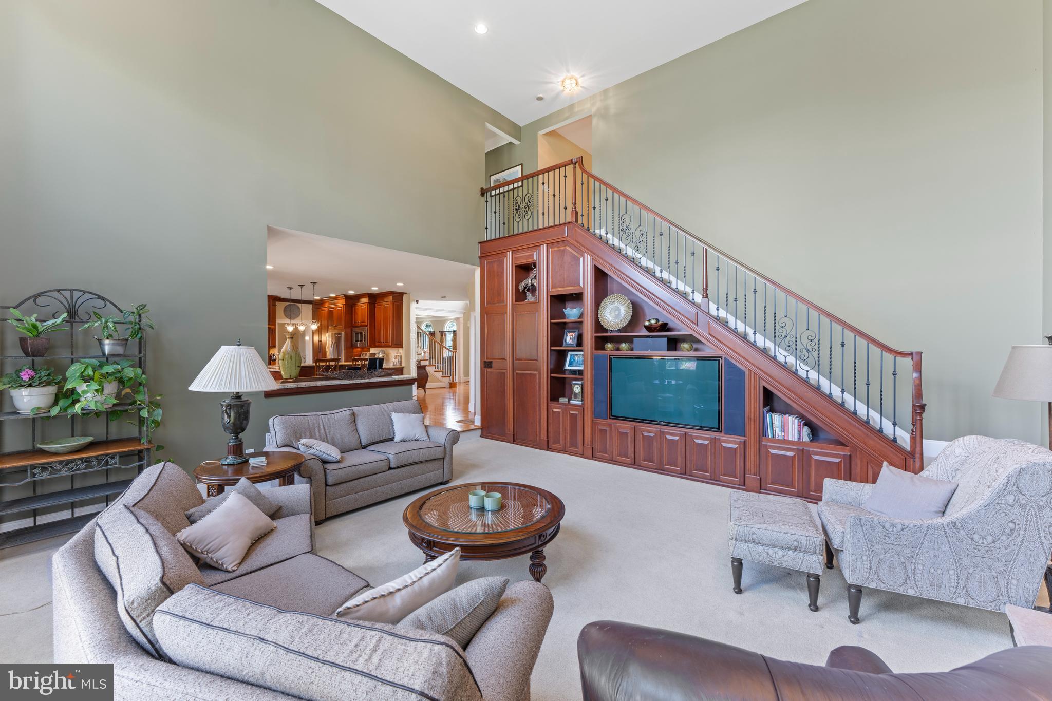 NORTHAMPTON HUNT - Residential