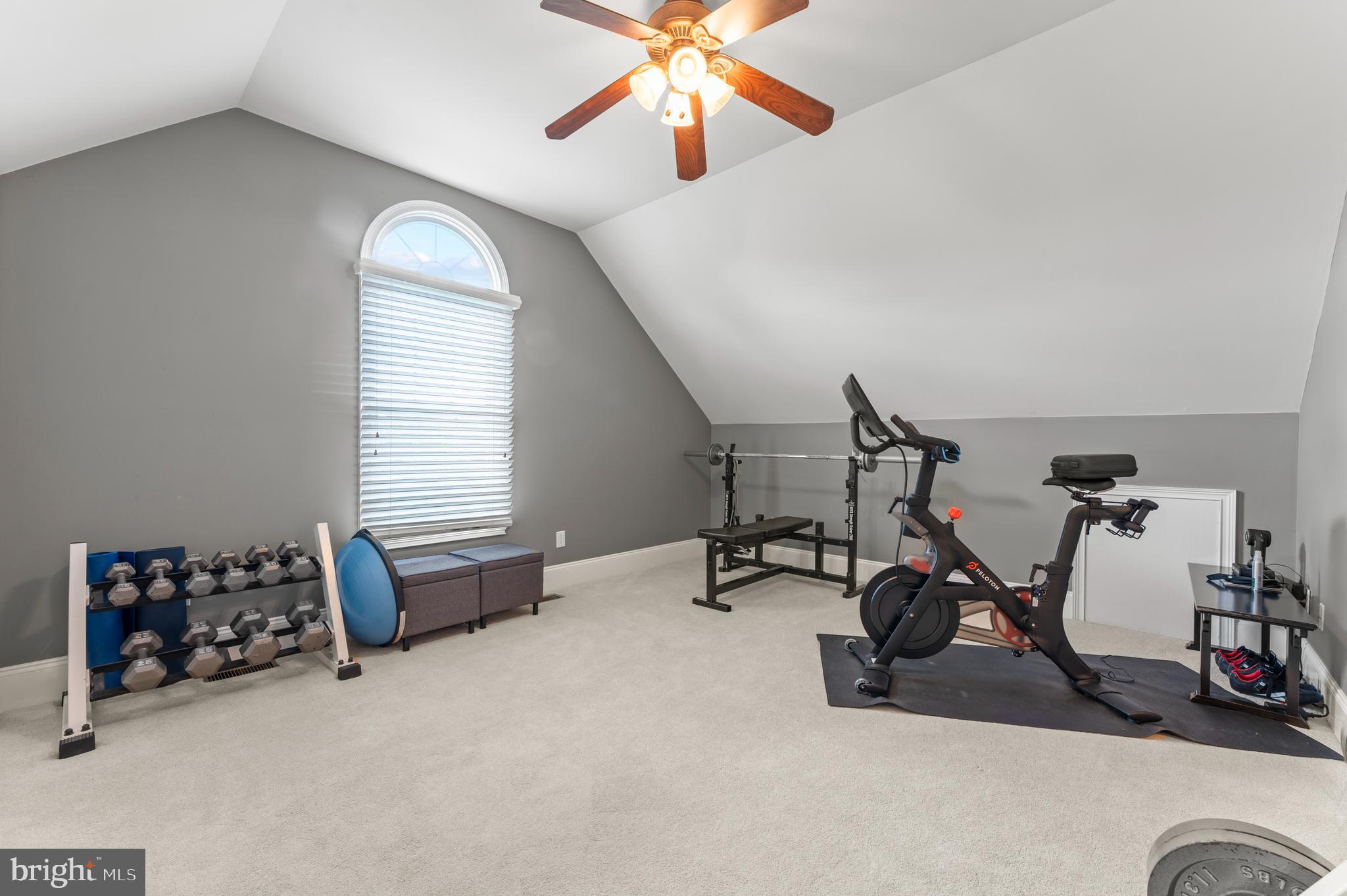 NORTHAMPTON HUNT - Residential