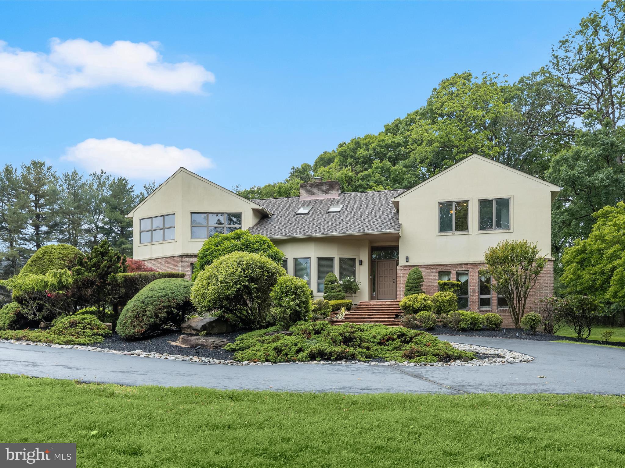 13304 RIDGEWOOD DRIVE