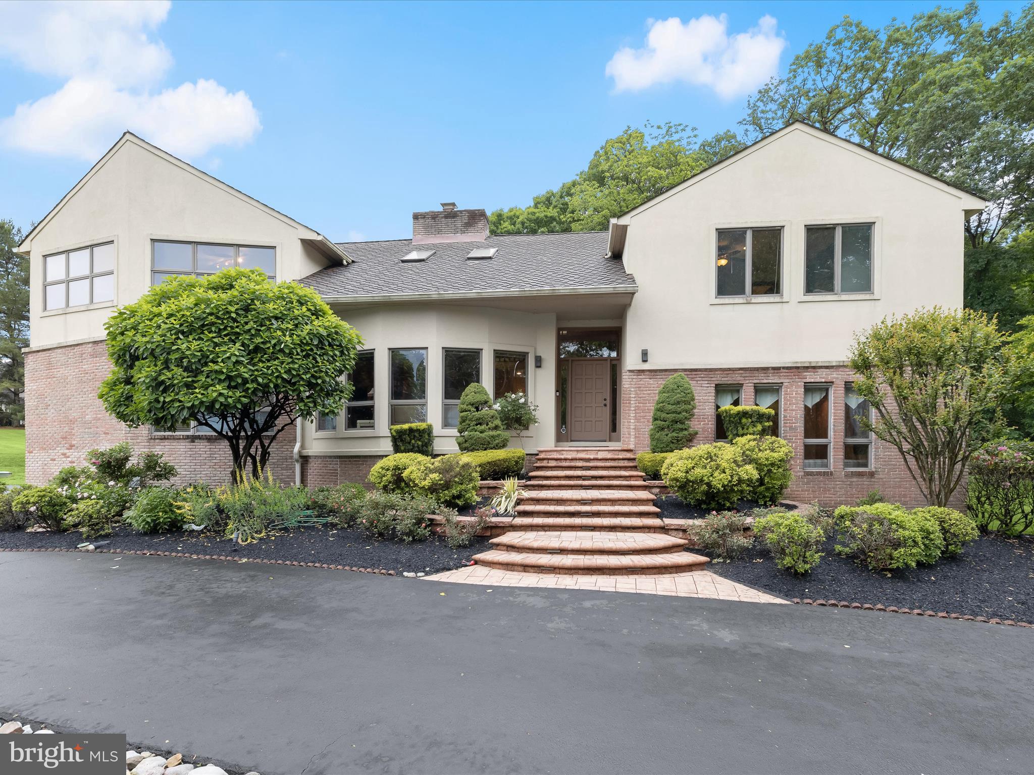 13304 RIDGEWOOD DRIVE