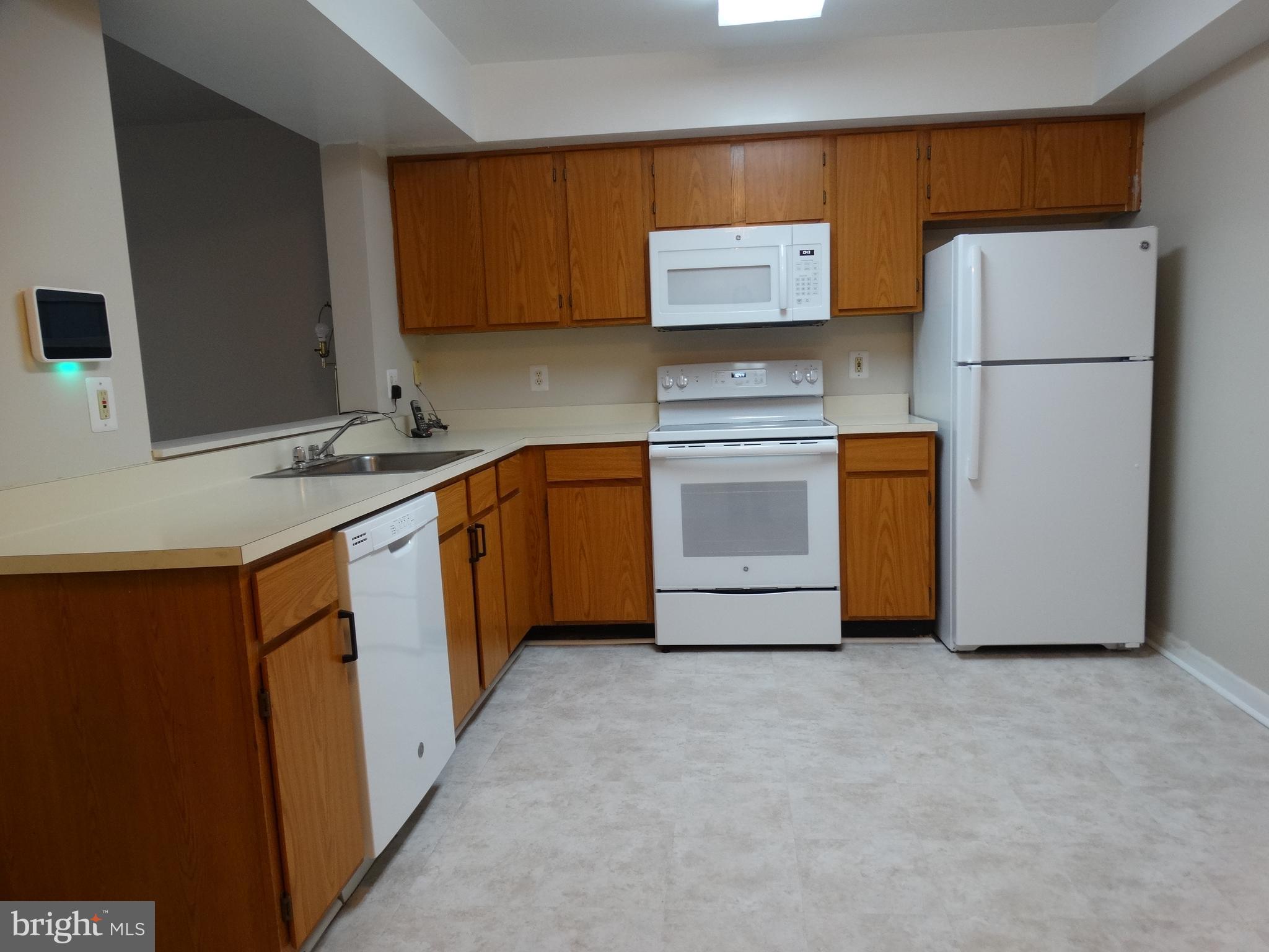 FOREST BROOKE - Residential Lease