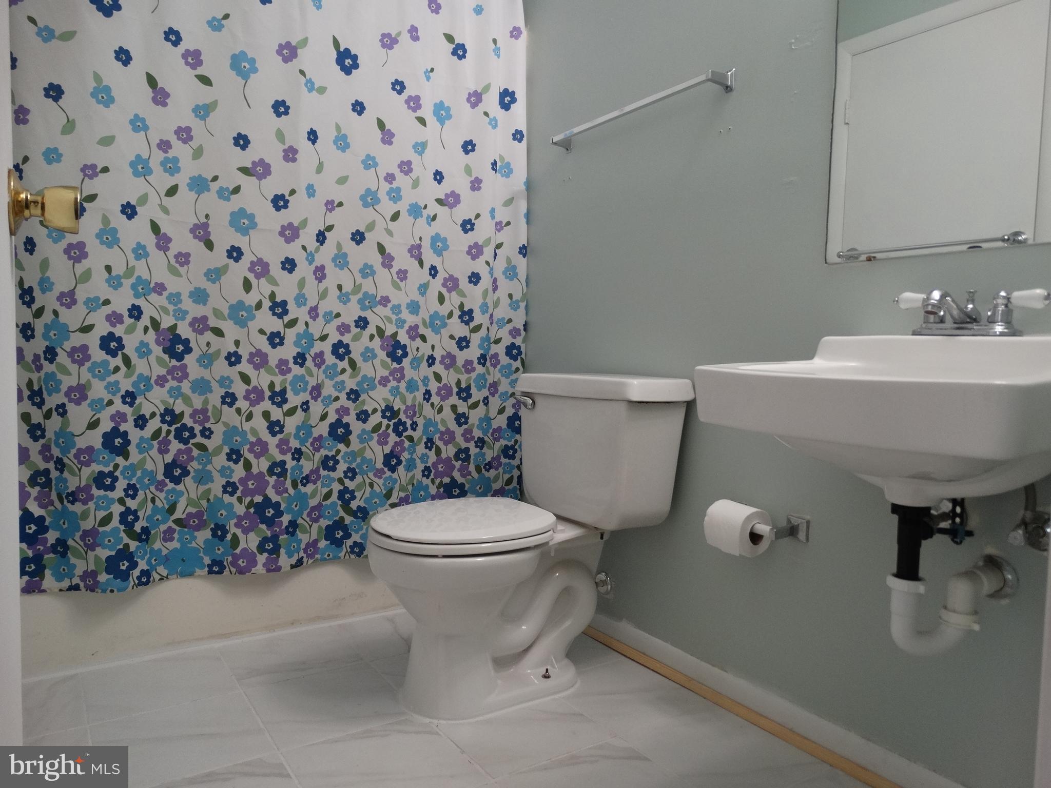 FOREST BROOKE - Residential Lease