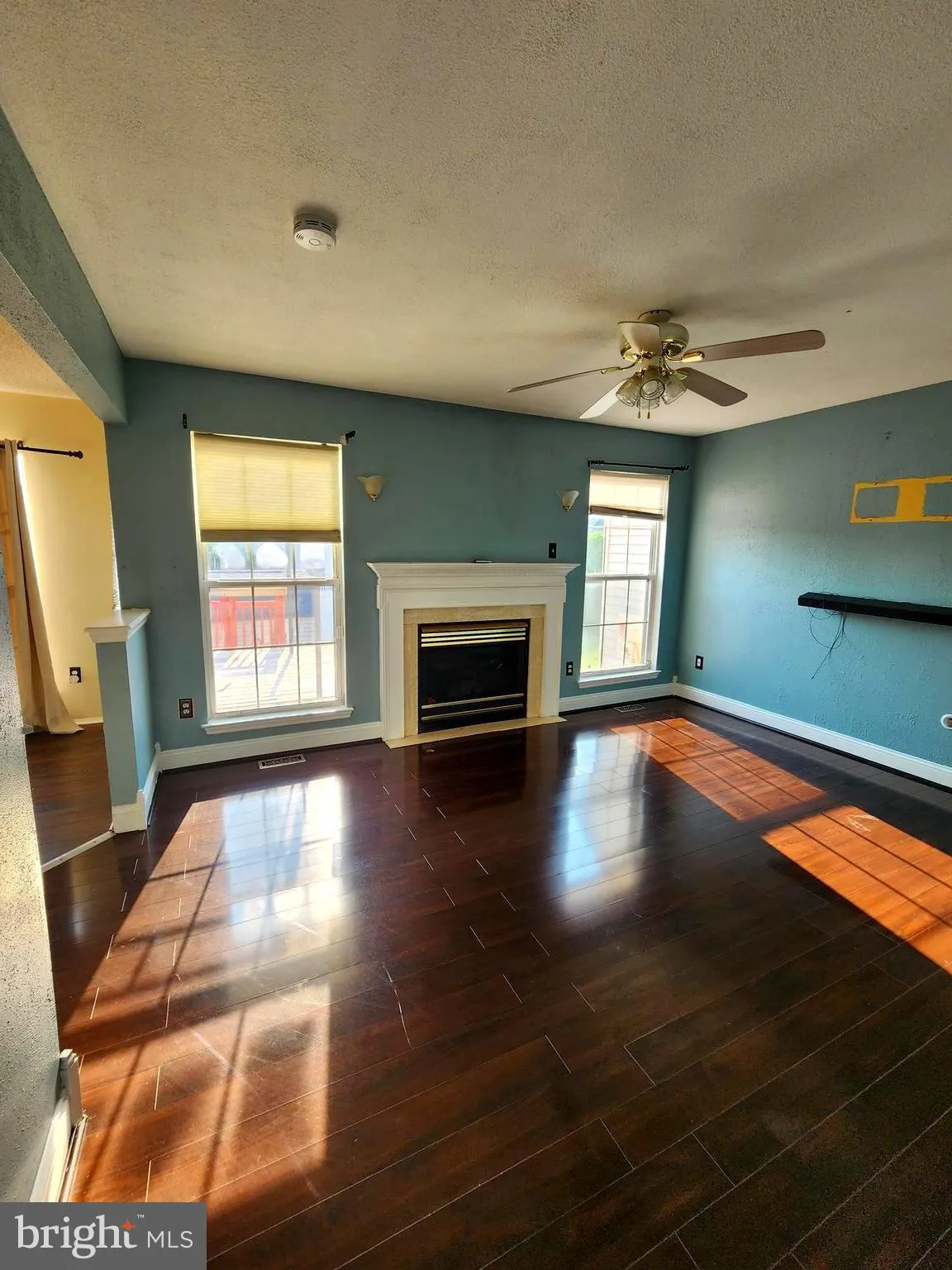 Burlington, New Jersey 08016, United States, 3 Bedrooms Bedrooms, ,4 BathroomsBathrooms,Residential,Pending,58440