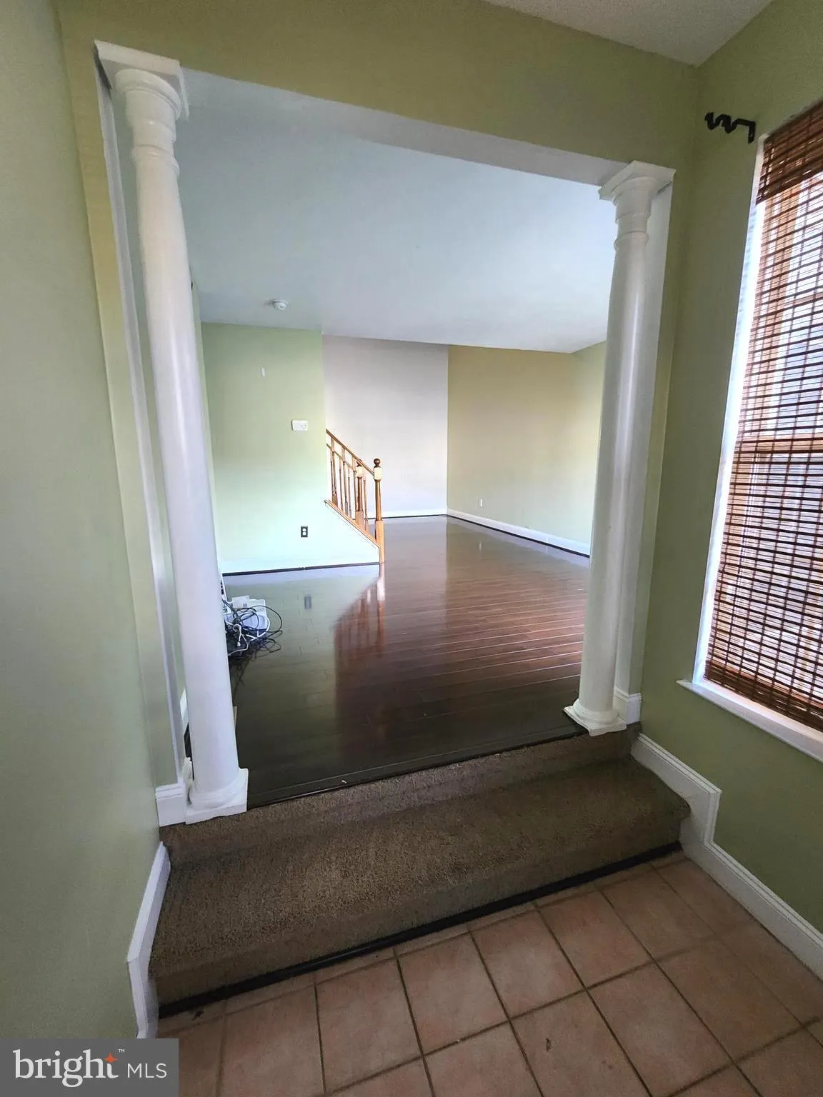 Burlington, New Jersey 08016, United States, 3 Bedrooms Bedrooms, ,4 BathroomsBathrooms,Residential,Pending,58440