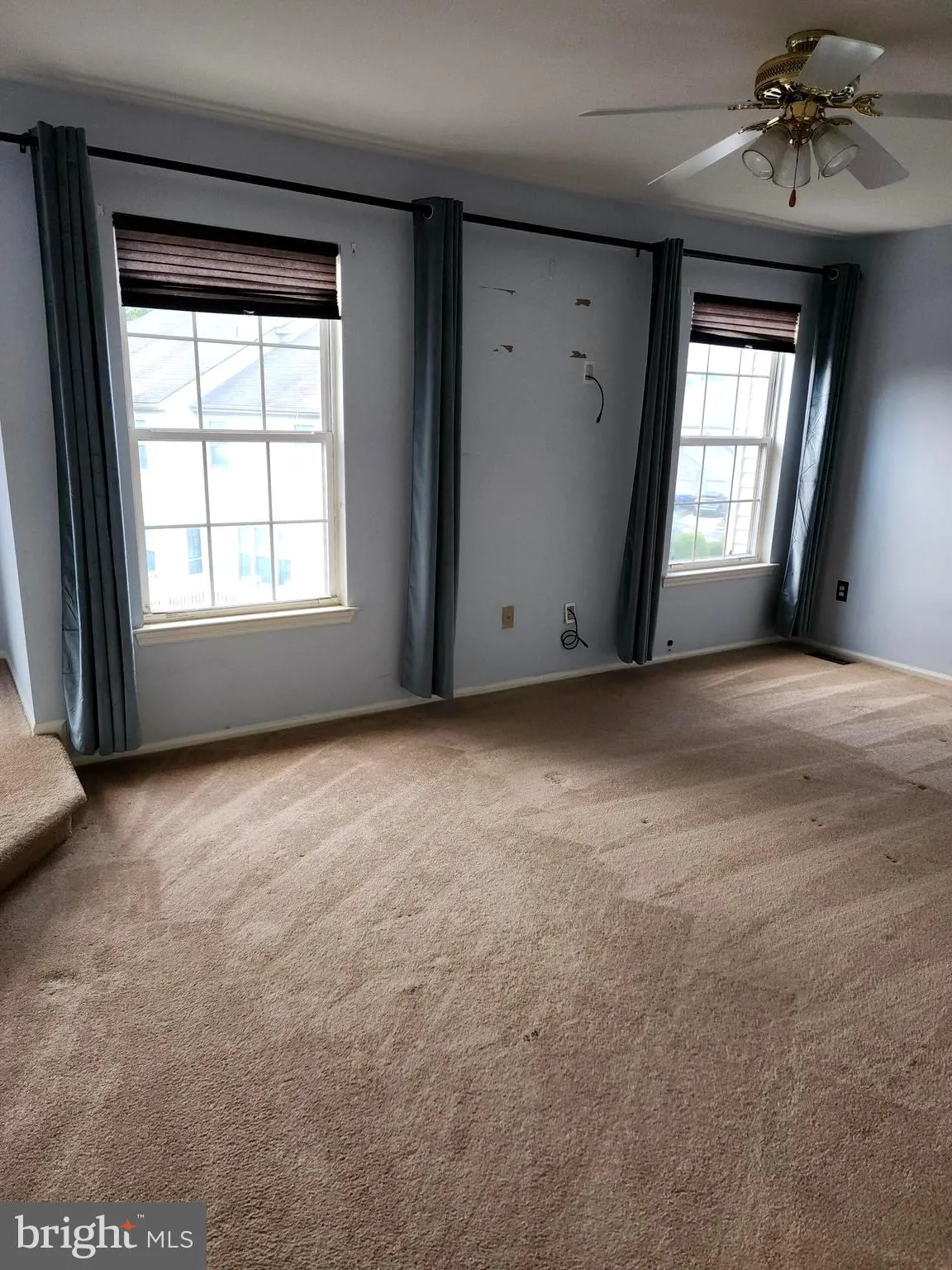 Burlington, New Jersey 08016, United States, 3 Bedrooms Bedrooms, ,4 BathroomsBathrooms,Residential,Pending,58440