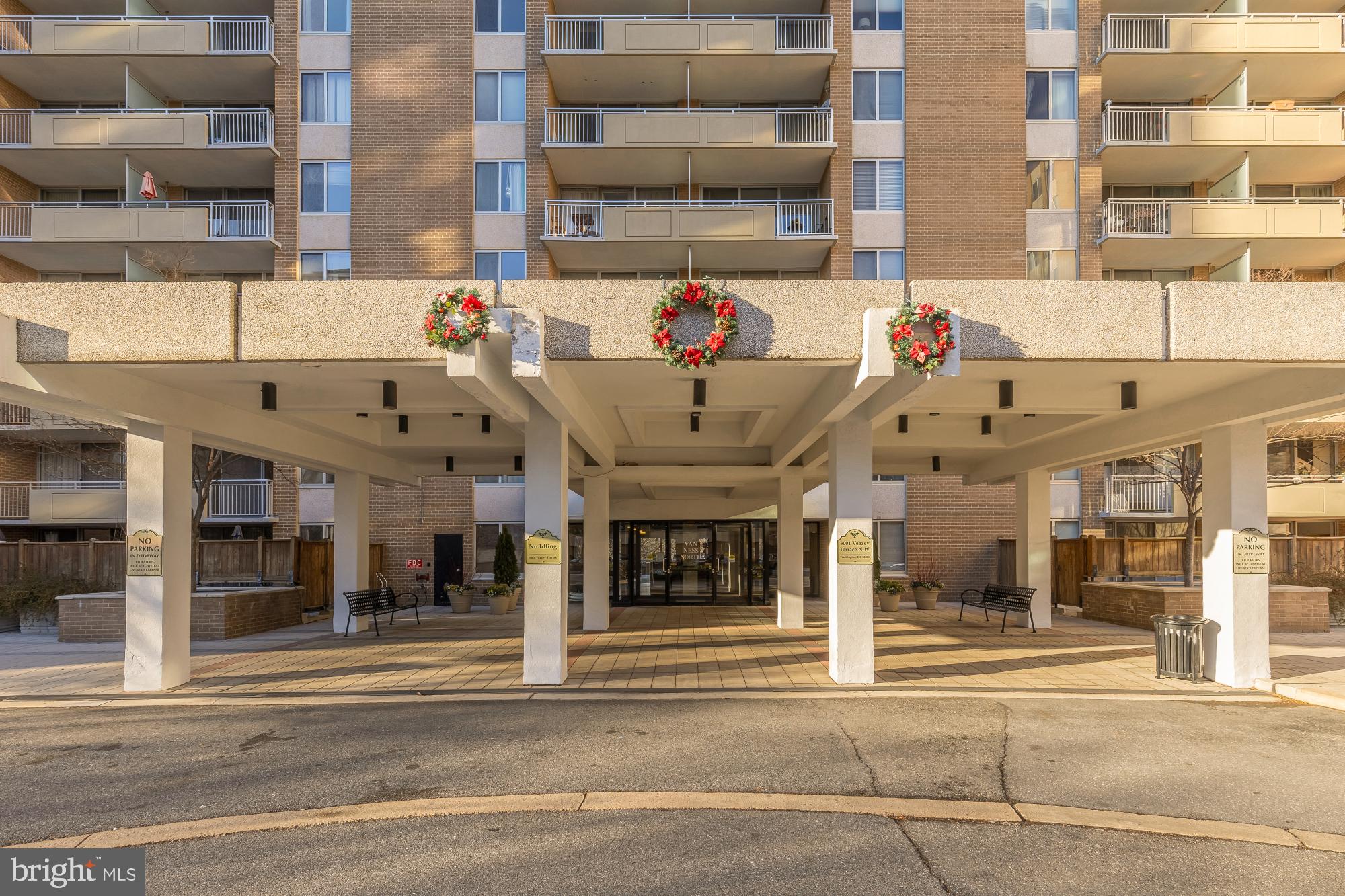 3001 VEAZEY TERRACE NW 520
