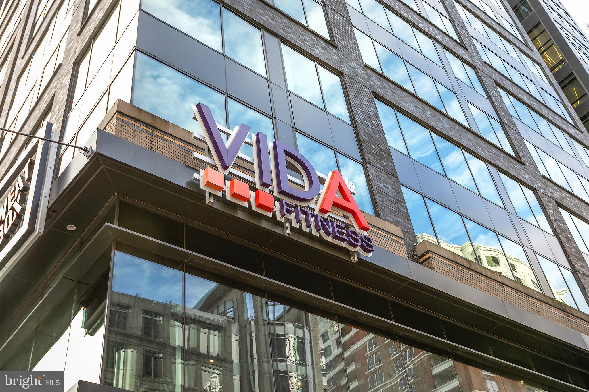 EASTVIEW AT BALLSTON METRO - Residential