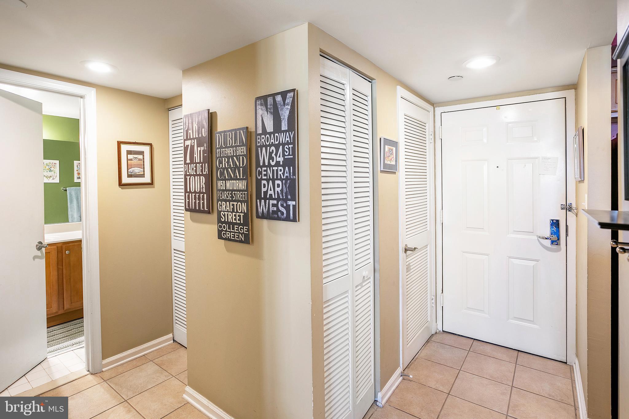 EASTVIEW AT BALLSTON METRO - Residential