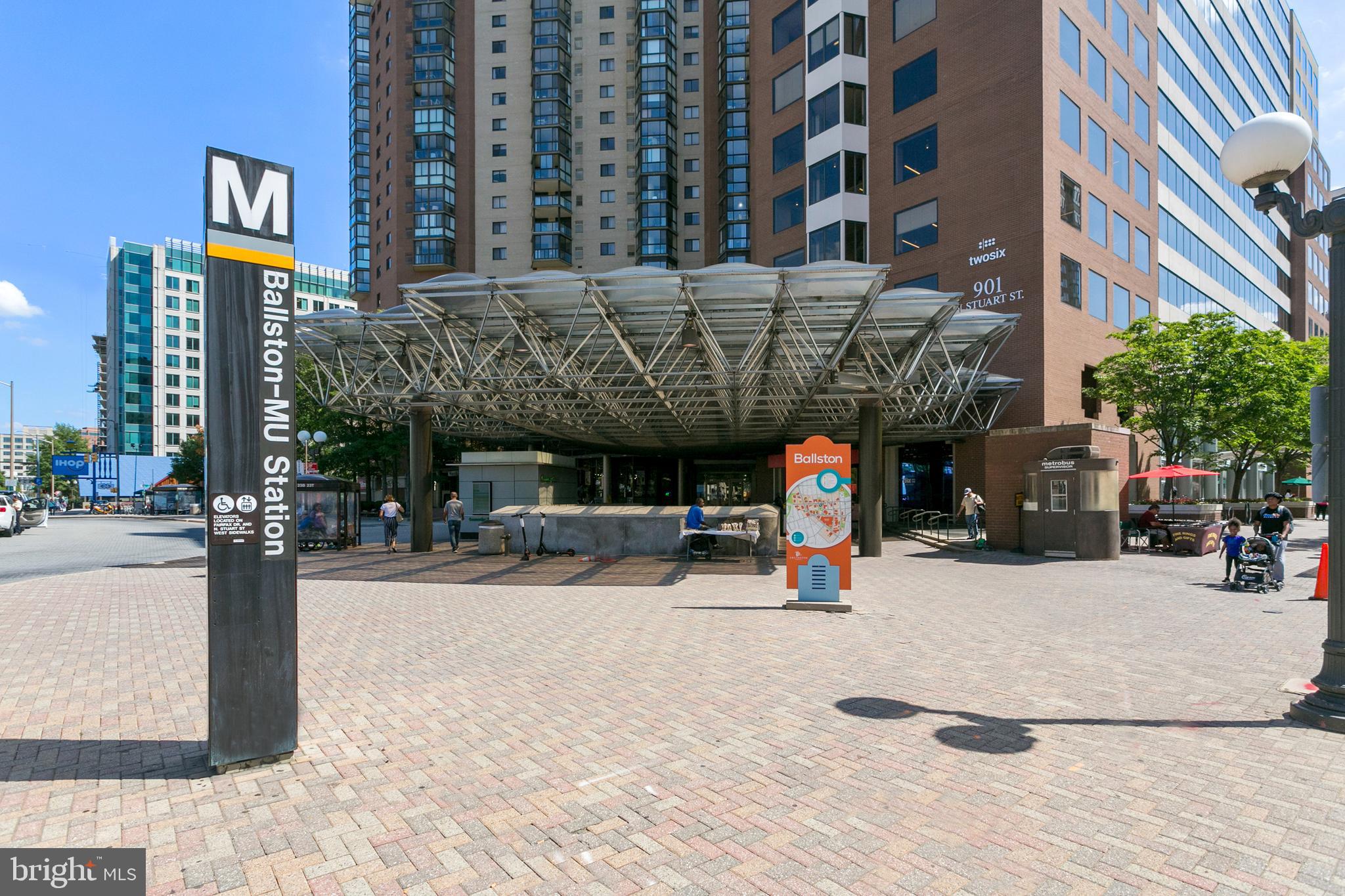 EASTVIEW AT BALLSTON METRO - Residential