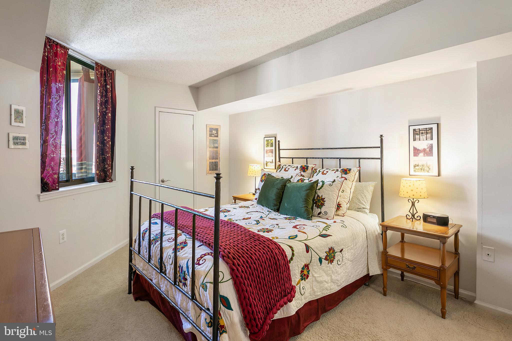 EASTVIEW AT BALLSTON METRO - Residential