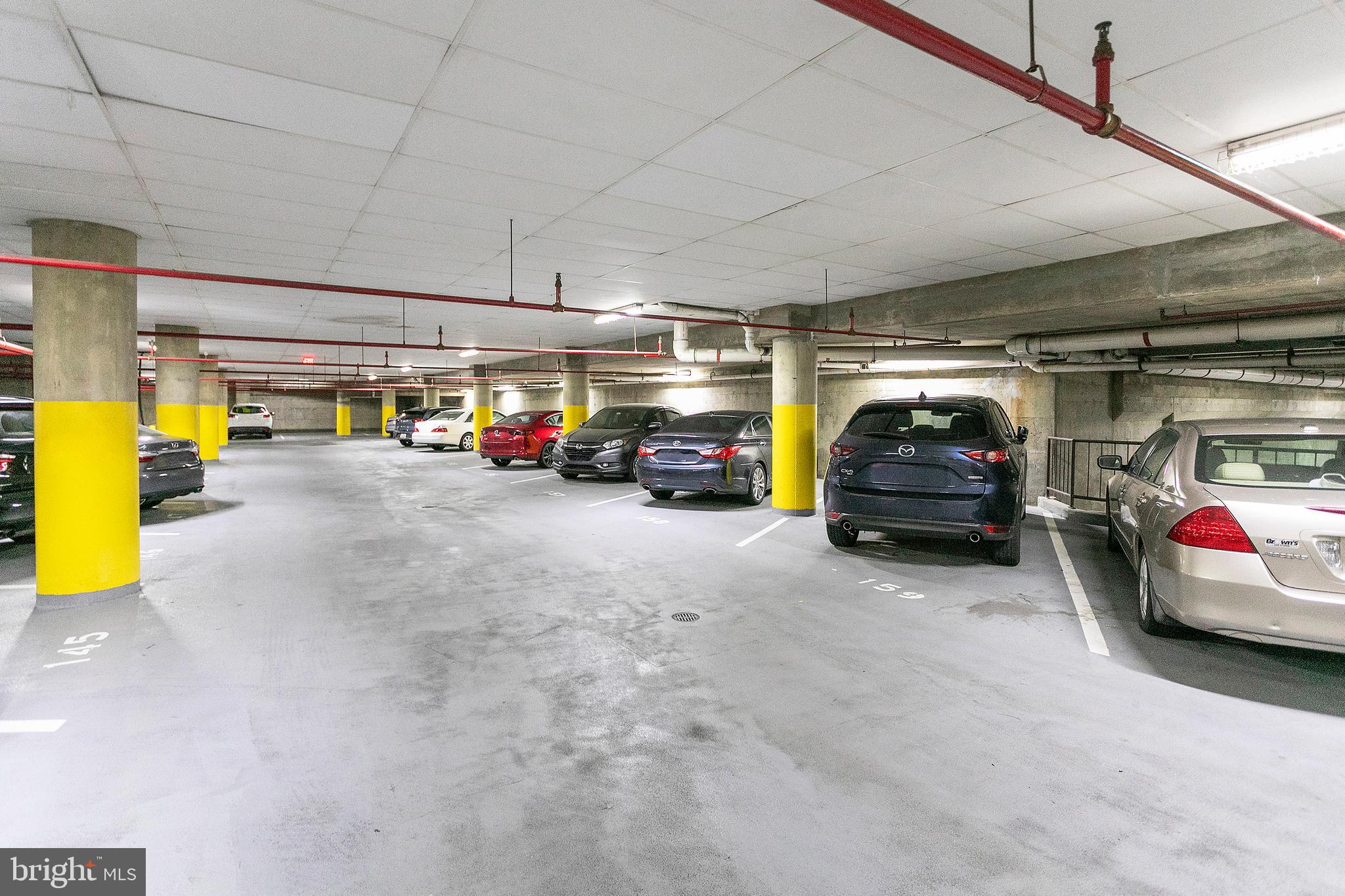 EASTVIEW AT BALLSTON METRO - Residential