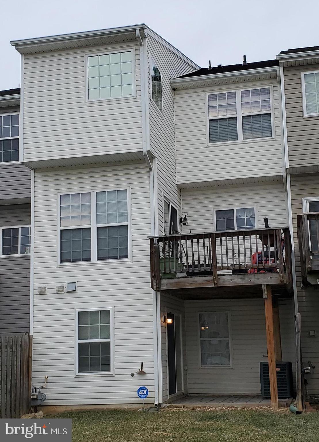 LIBERTY RUN - Residential Lease