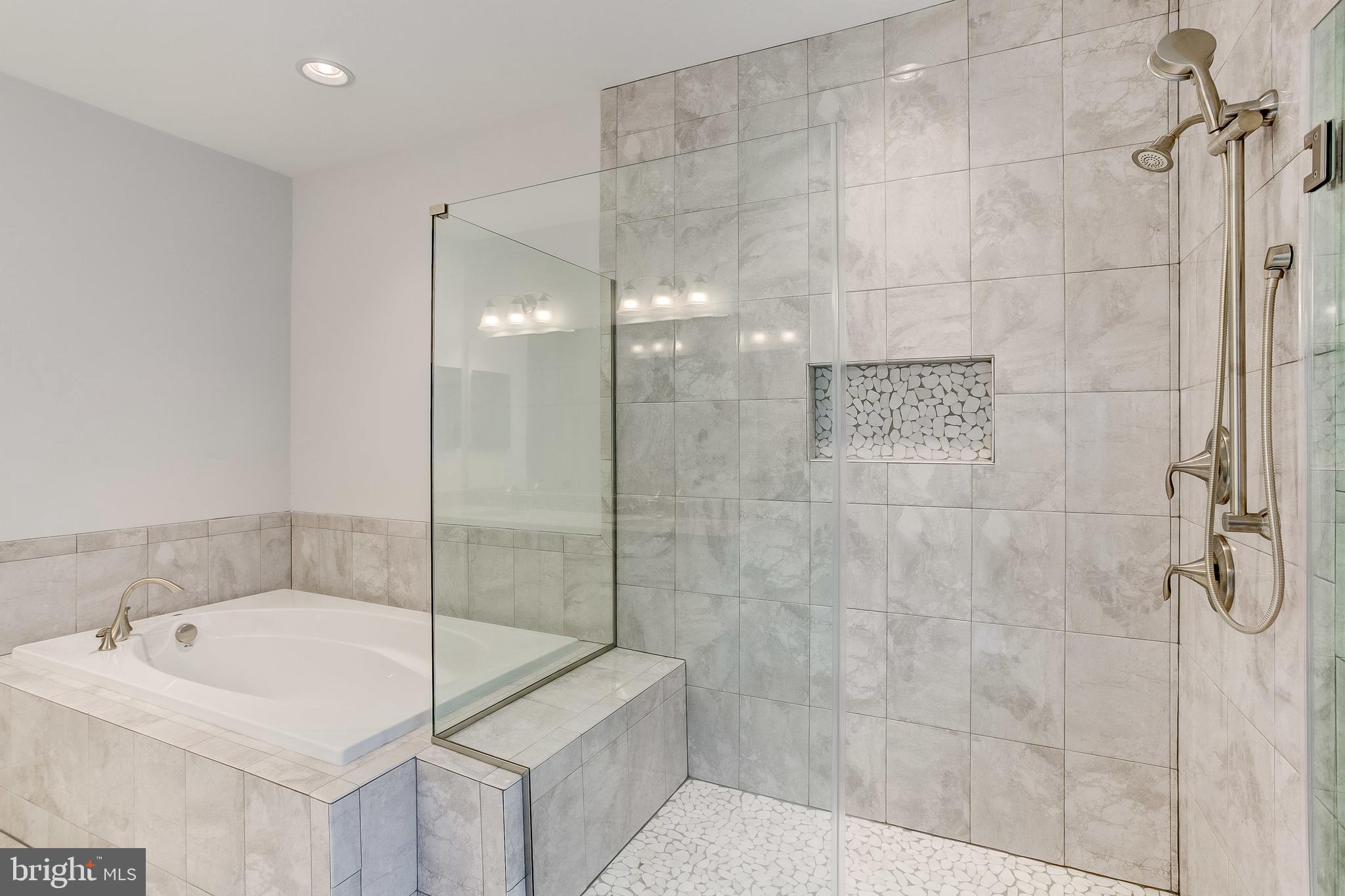 GREENLEIGH - Residential