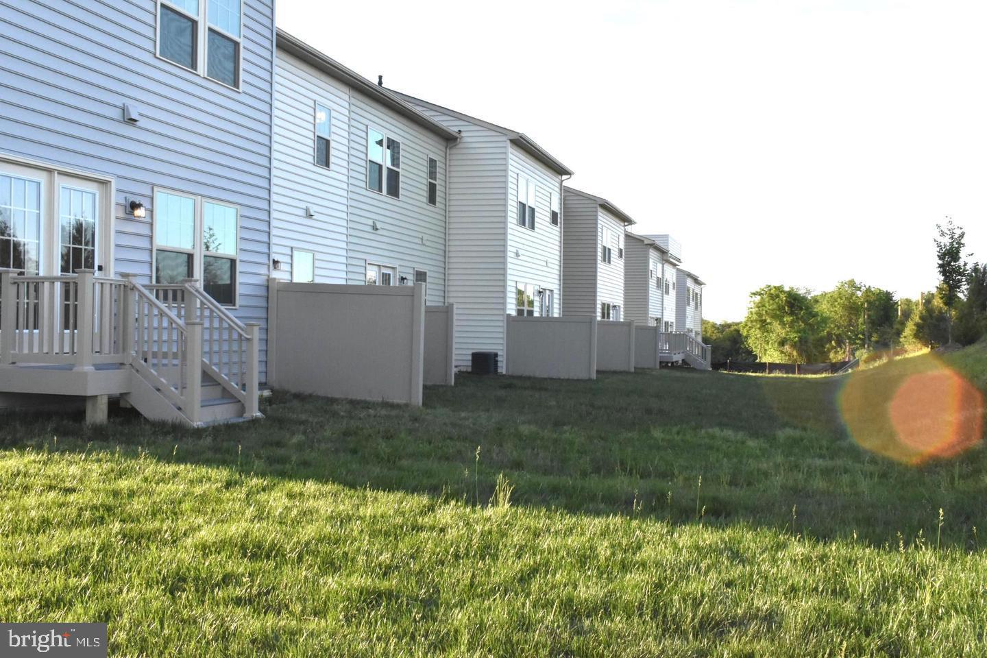 OAKDALE VILLAGE - Residential Lease