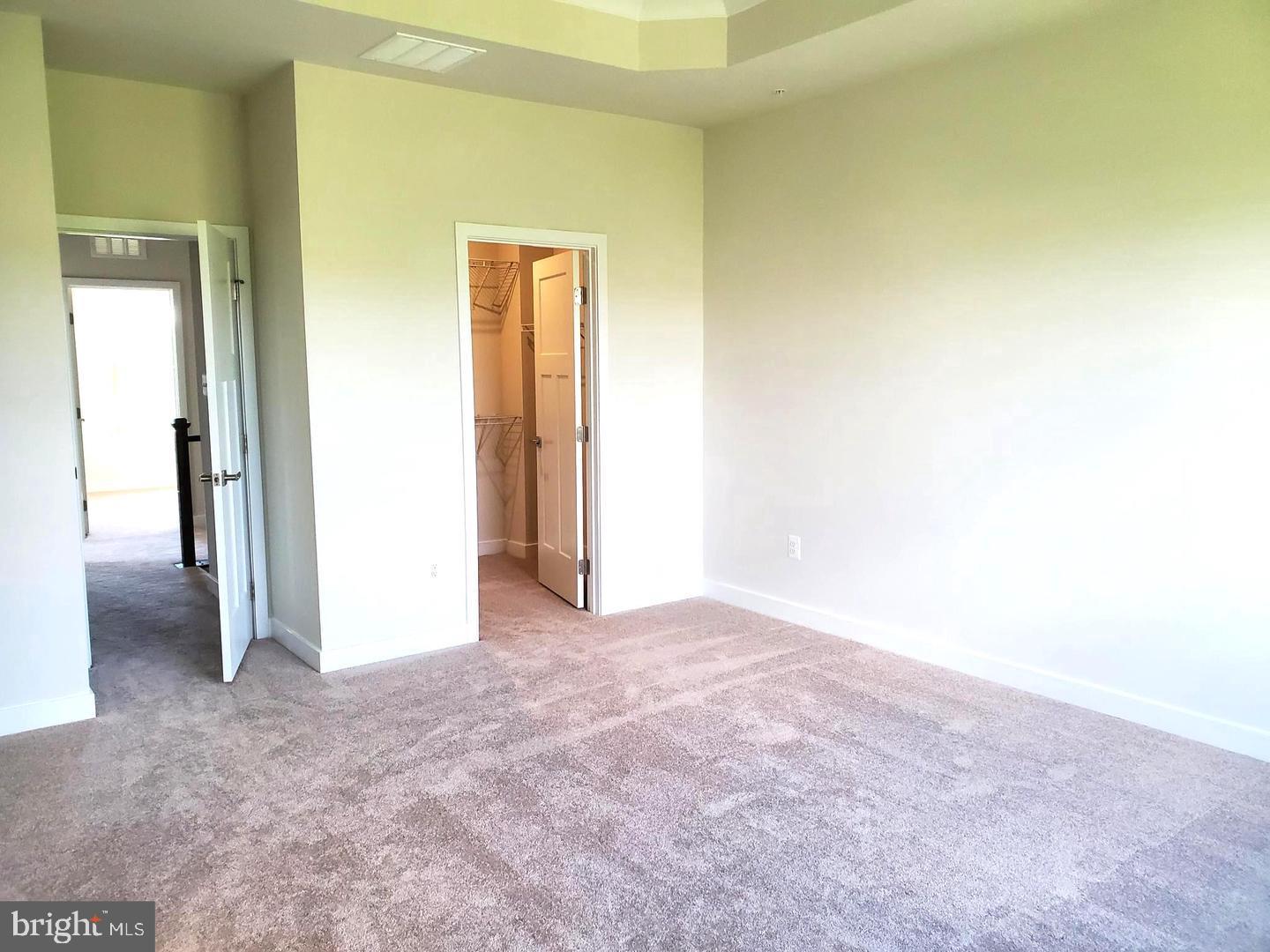 OAKDALE VILLAGE - Residential Lease