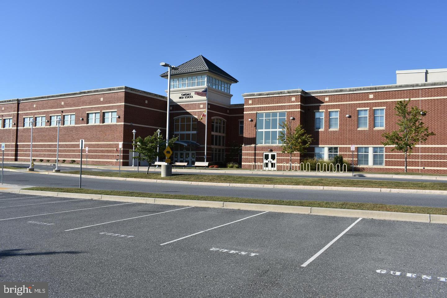 OAKDALE VILLAGE - Residential Lease