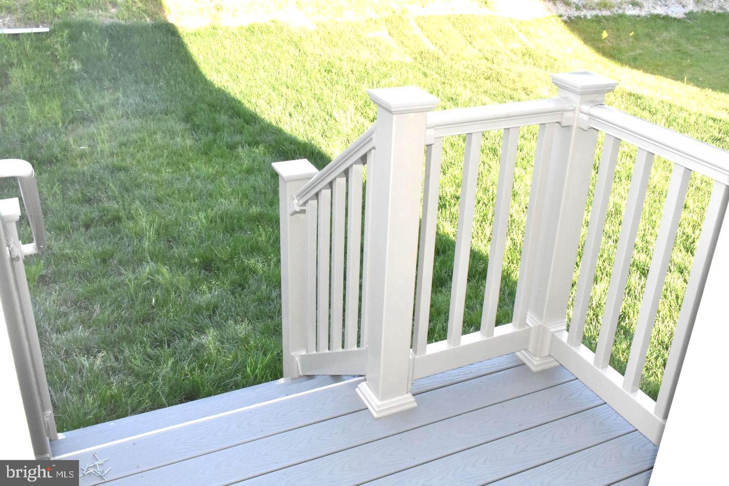 OAKDALE VILLAGE - Residential Lease