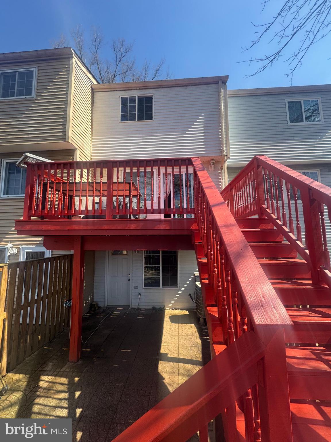 OAK SPRINGS - Residential