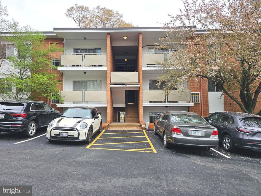 PRIME LOCATION! Beautiful condo in great location. Garden unit building next to the community pool. Plenty of space with a living room that flows to the kitchen and breakfast bar. Large bedrooms and a well-maintained bathroom. Enjoy time outdoors on your private balcony. Includes community pool access, and laundry hookup in the unit. Water/sewer and trash pickup are included in the monthly HOA. All this can be found just walking distance to UVA, the health system, downtown, and moments from the city bus line and free trolley.