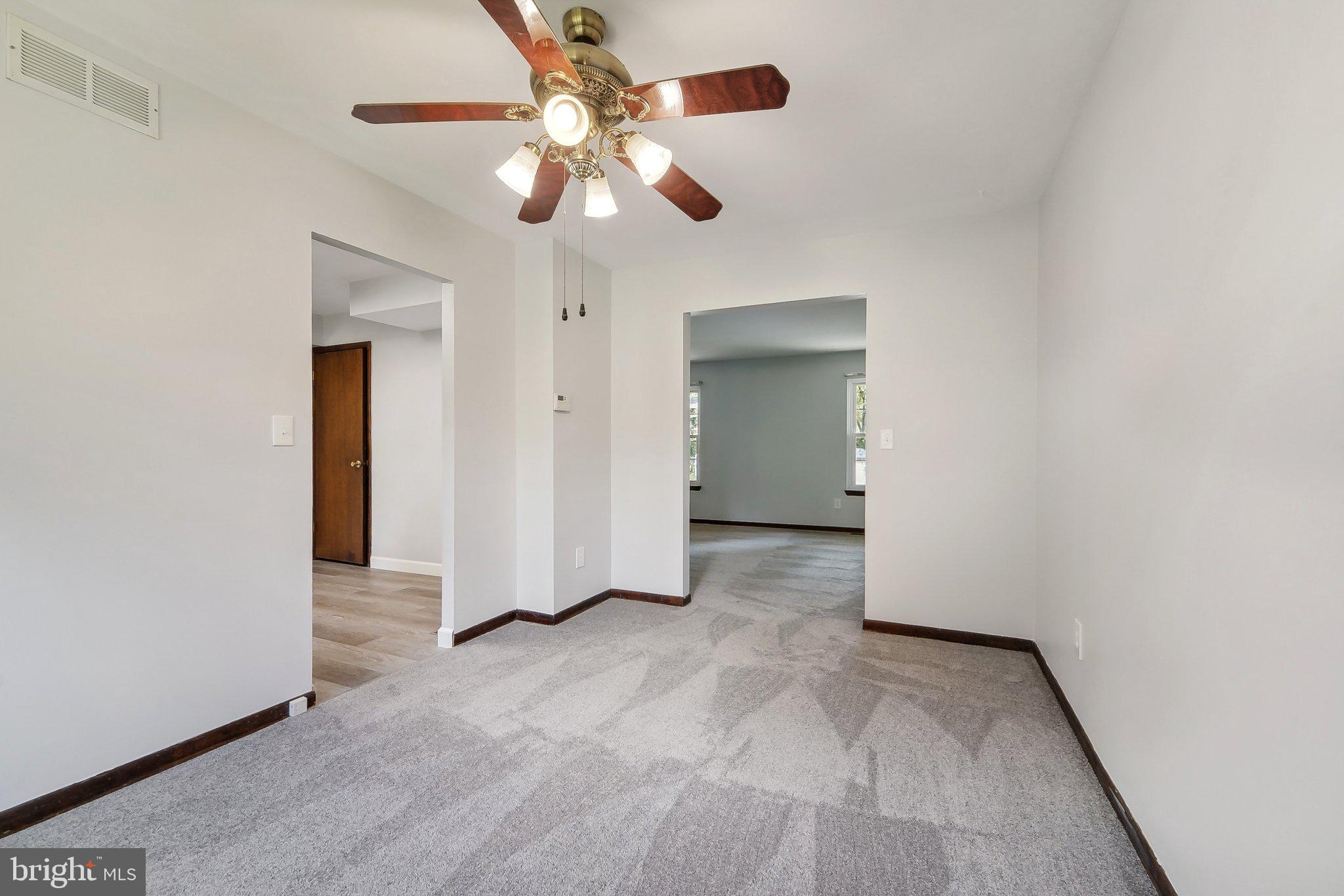 HOLLYWOOD ON SEVERN - Residential