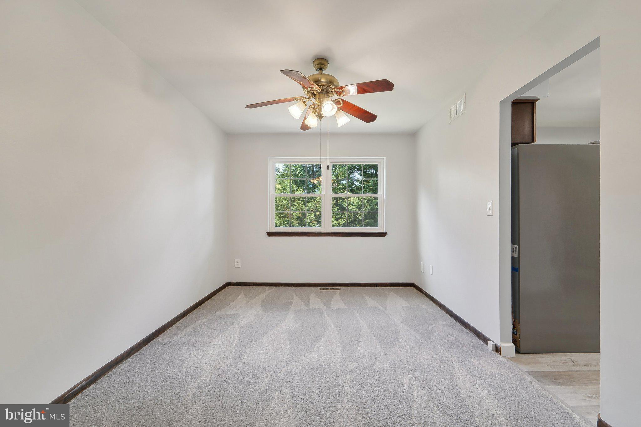 HOLLYWOOD ON SEVERN - Residential