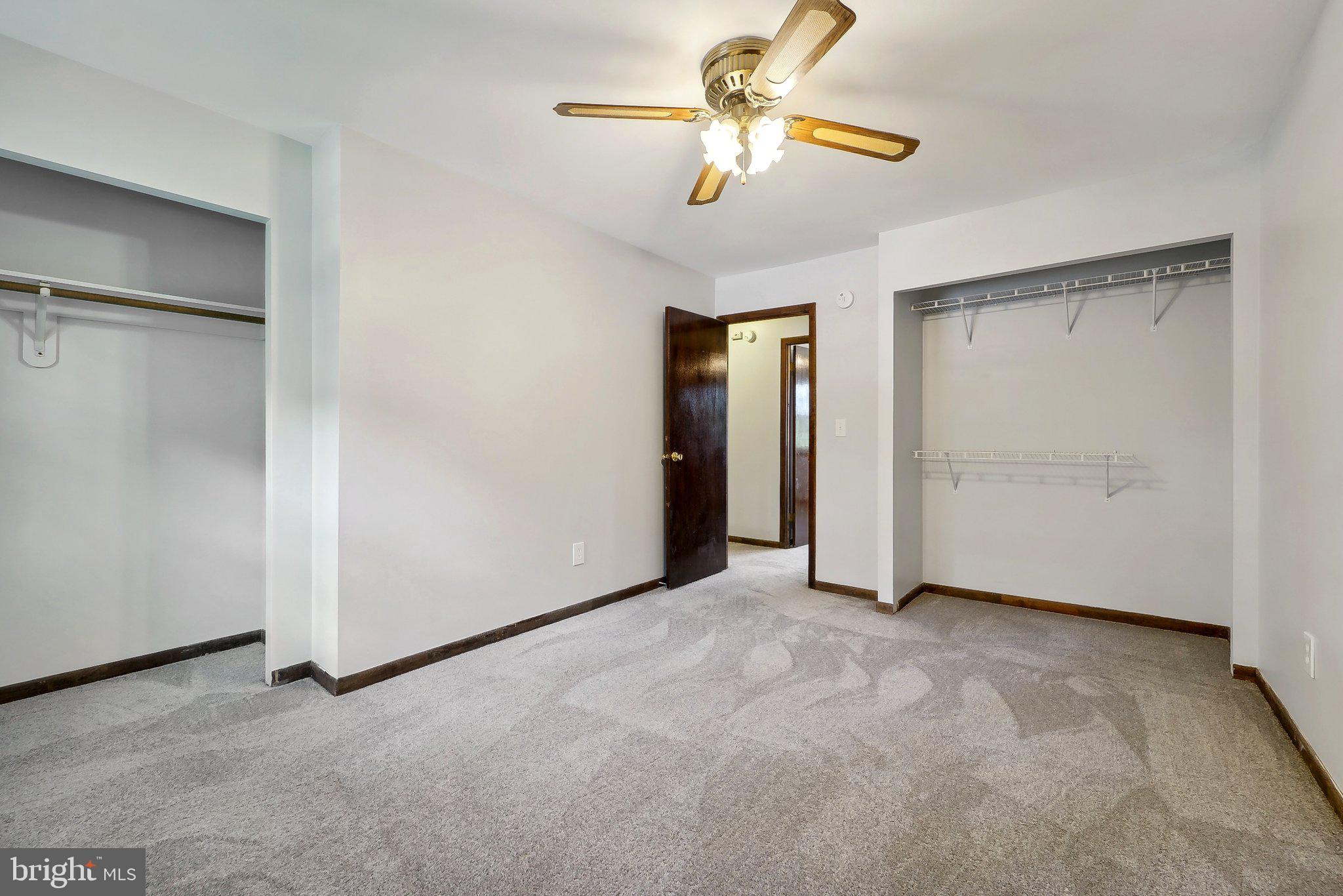 HOLLYWOOD ON SEVERN - Residential