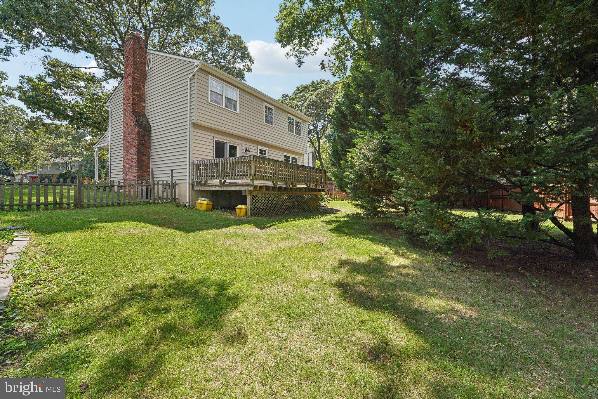 HOLLYWOOD ON SEVERN - Residential