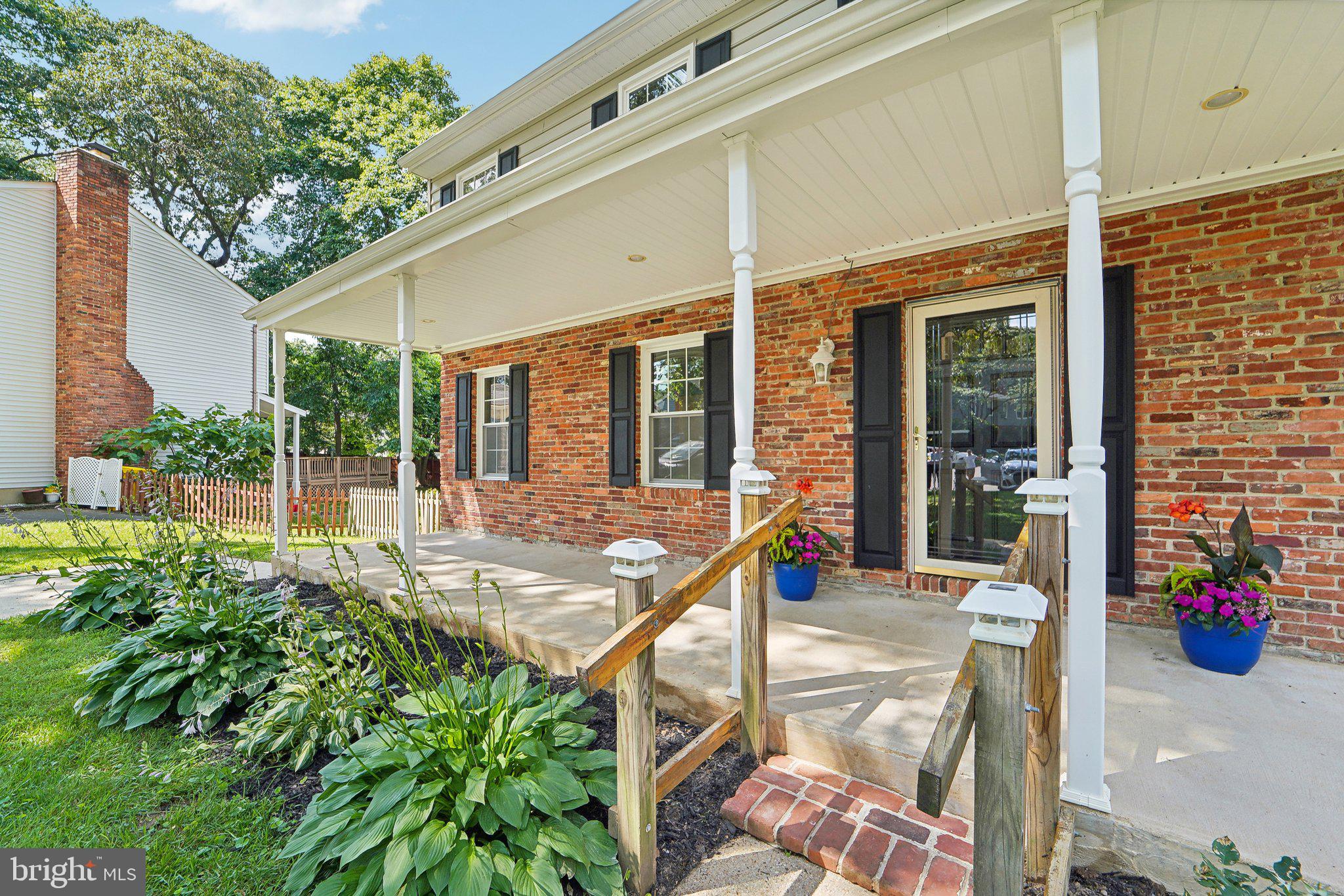 HOLLYWOOD ON SEVERN - Residential