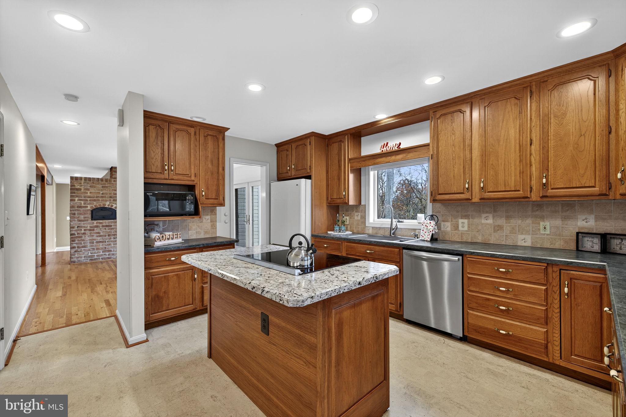 COOPER COMM/NORTH WALES - Residential