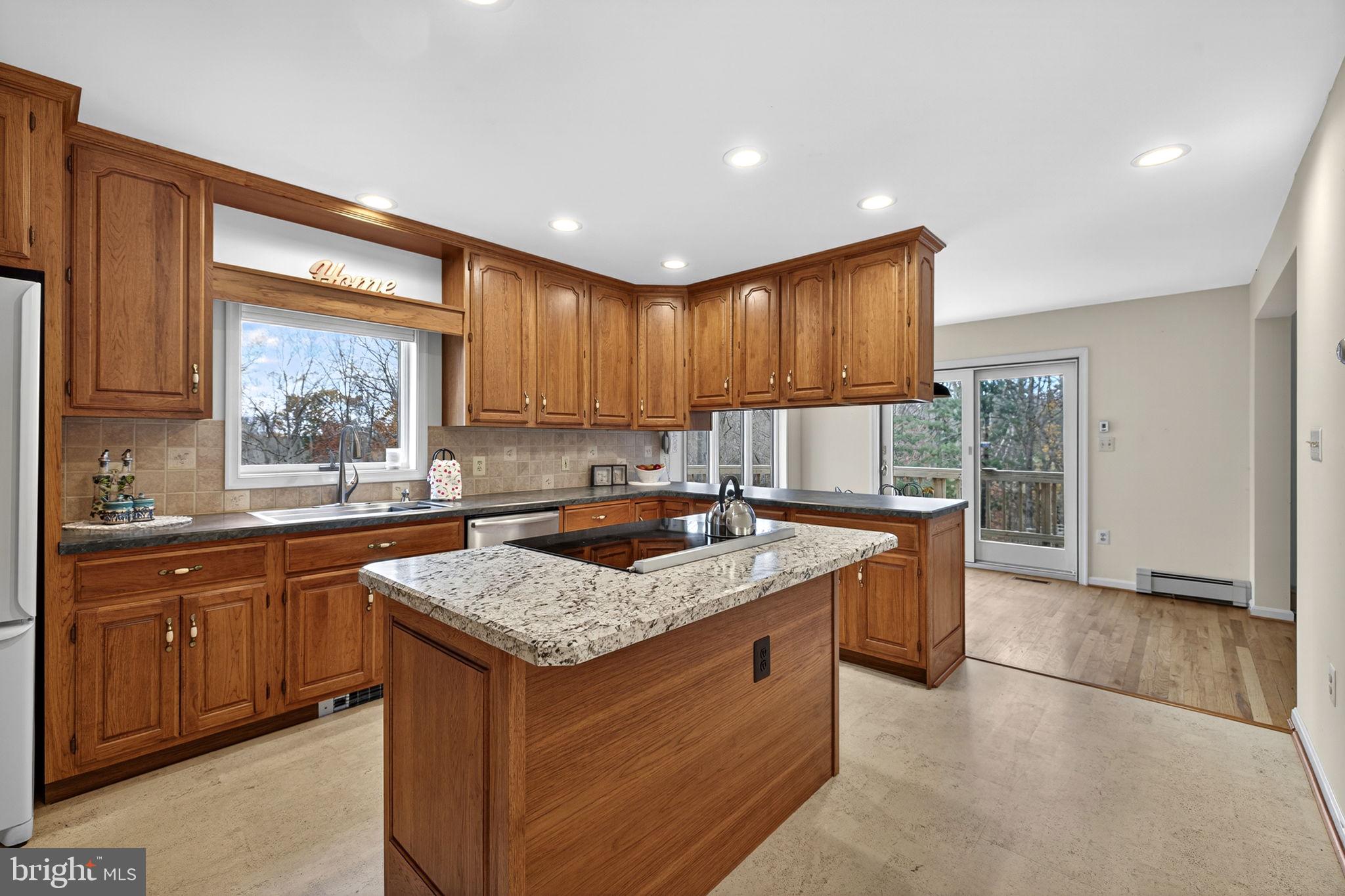 COOPER COMM/NORTH WALES - Residential