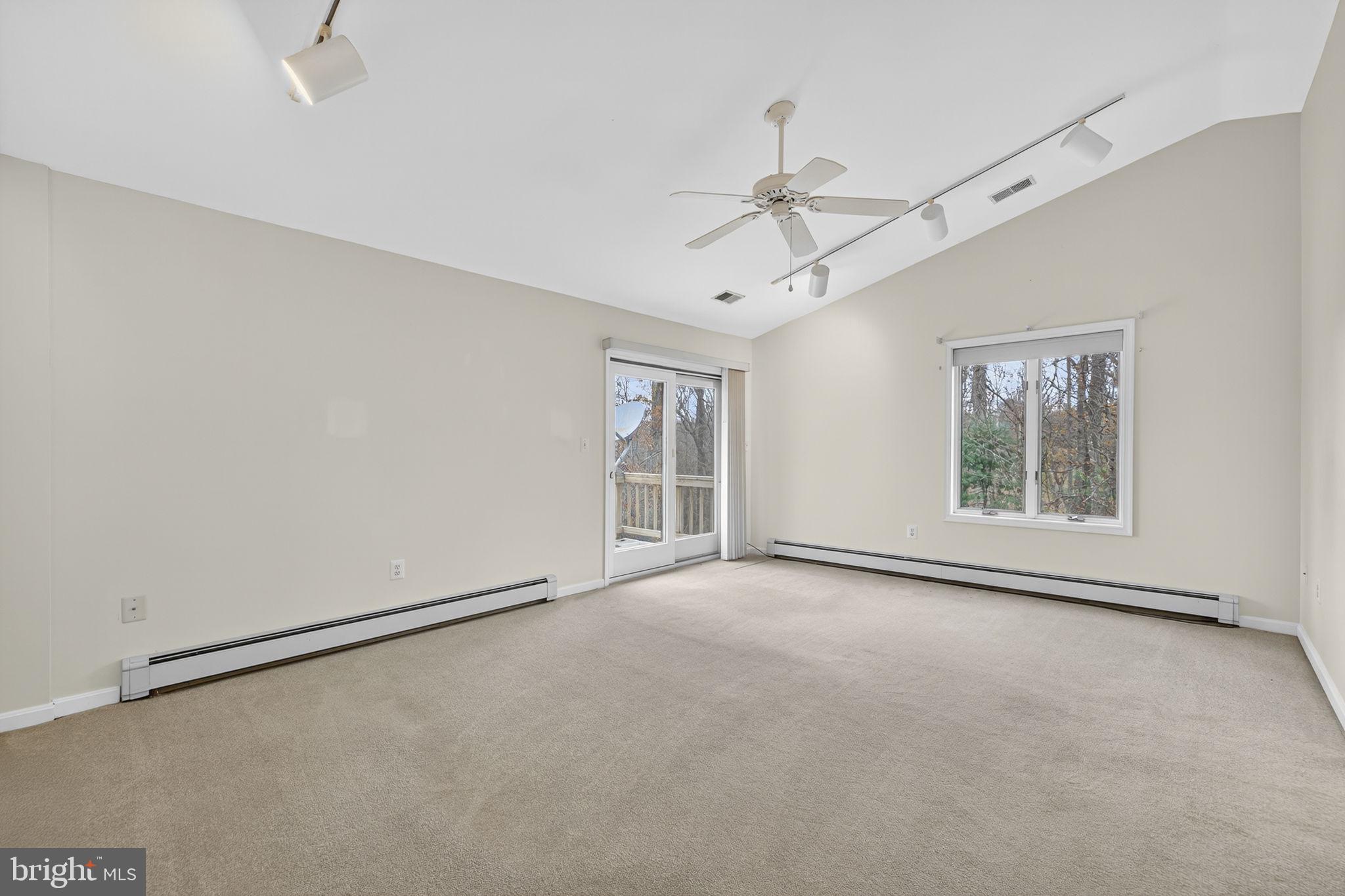 COOPER COMM/NORTH WALES - Residential