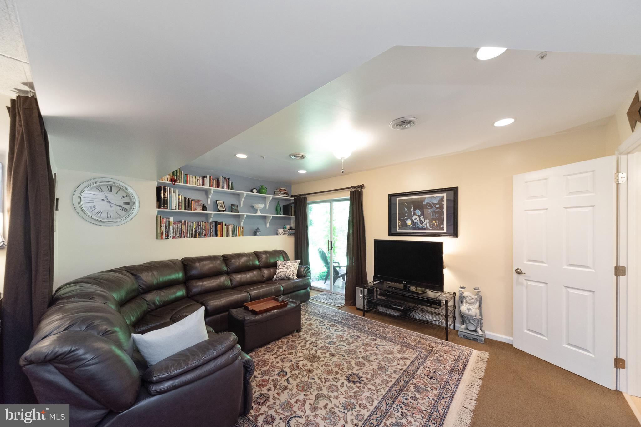 GLYNDON GATE - Residential